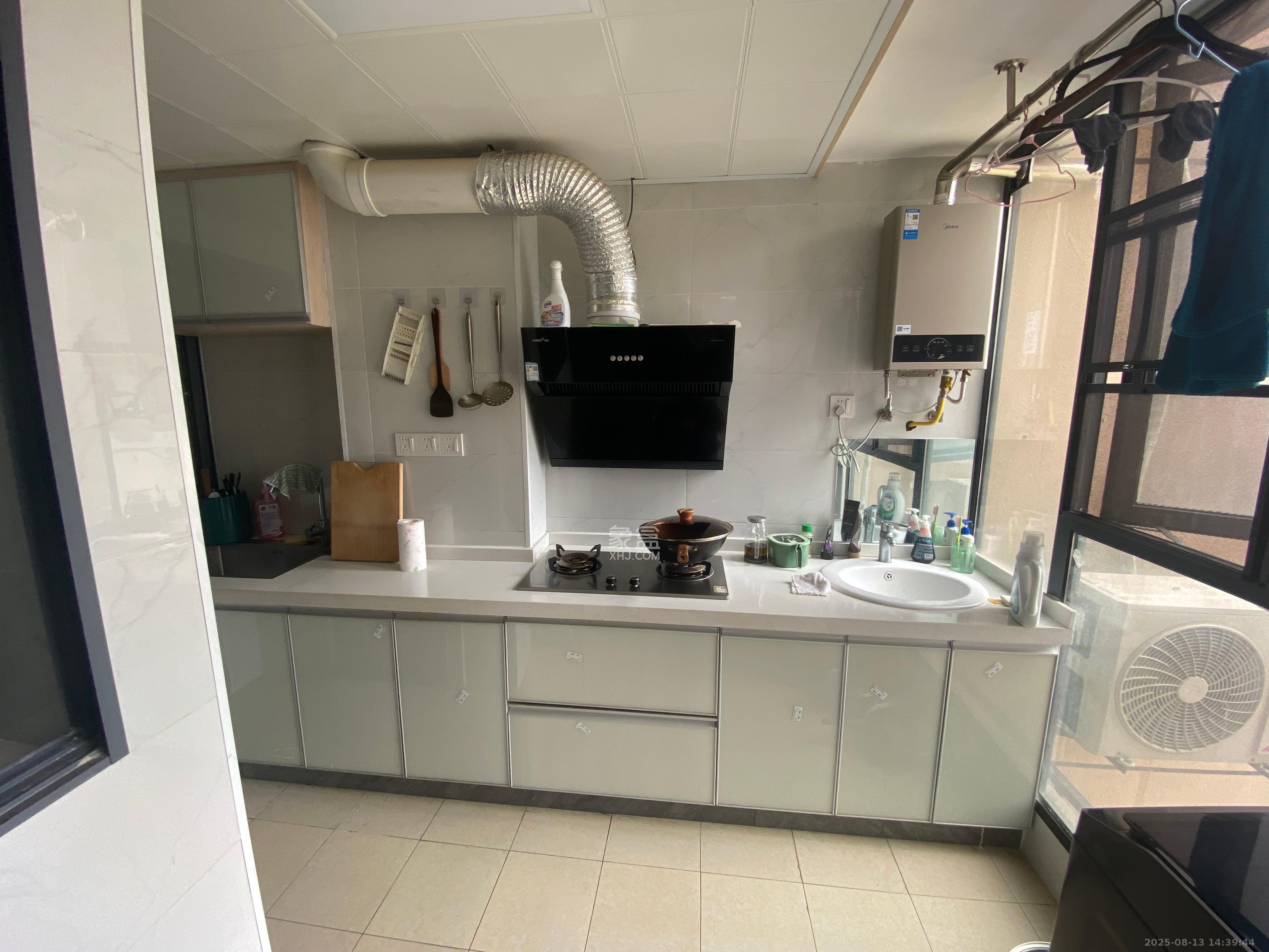 韭菜园嘉苑  2室1厅1卫    3000.0元/月室内图