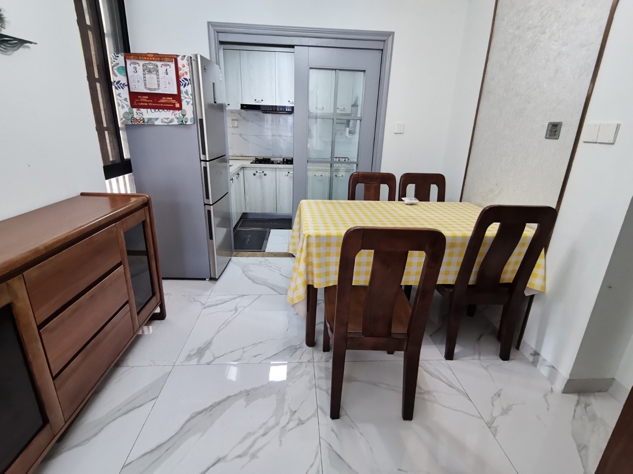 滨江世纪佳城(北区) 3室2厅2卫 3300.0元/月 滨江世纪佳城(北区) 3室2厅2卫 3300.0元/月室内图