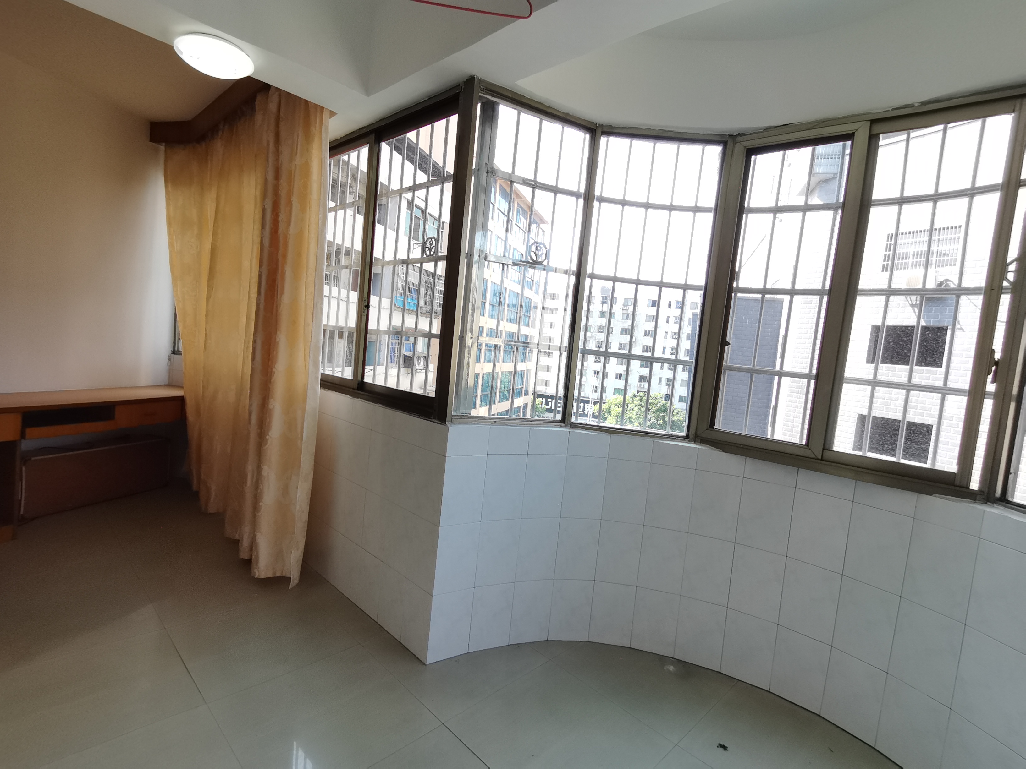 金帆小区 1室0厅0卫 1500.0元/月 金帆小区 1室0厅0卫 1500.0元/月室内图