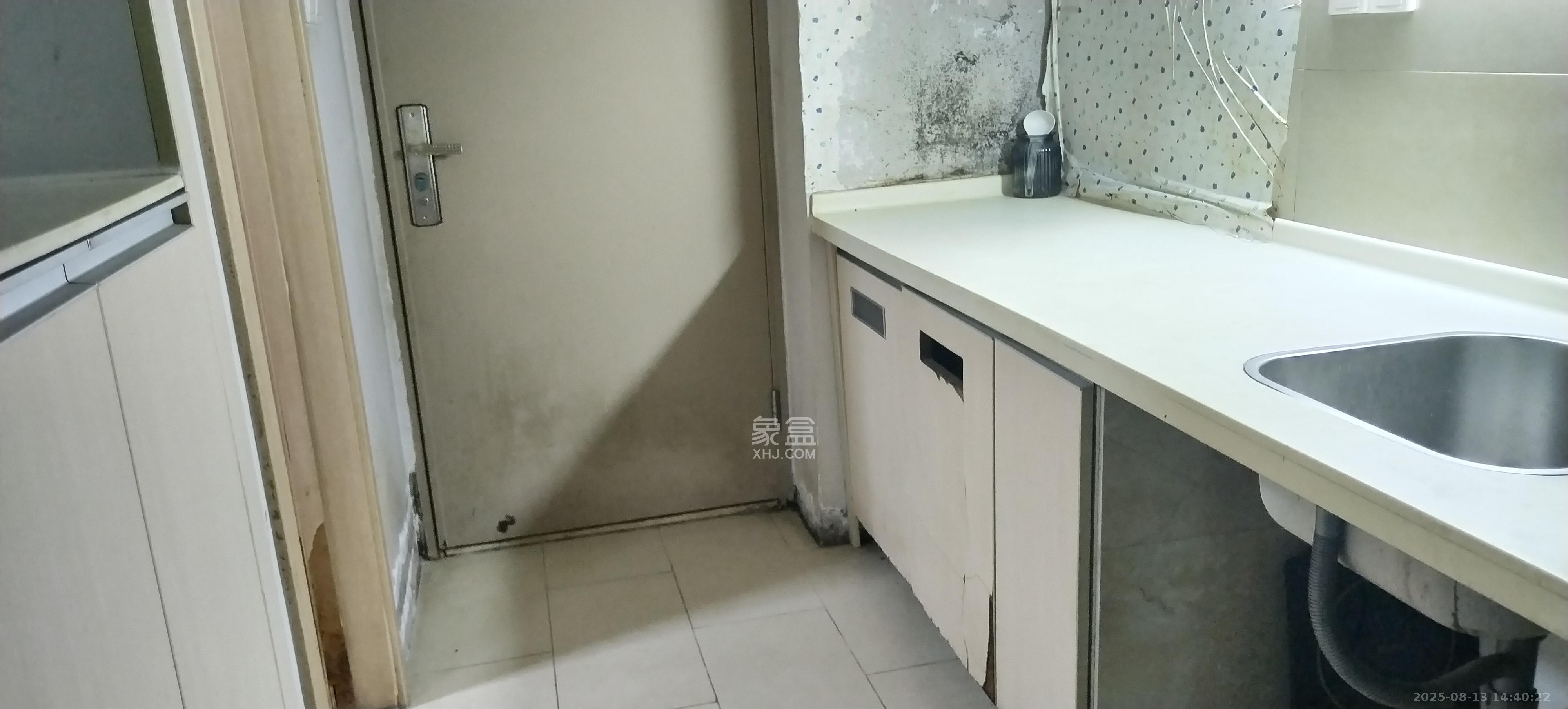 万科金色家园  1室1厅1卫    1300.0元/月室内图