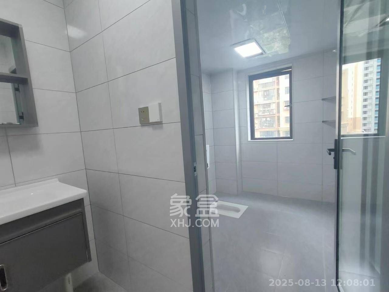 紫御江山 4室2厅2卫 3000.0元/月 紫御江山 4室2厅2卫 3000.0元/月室内图