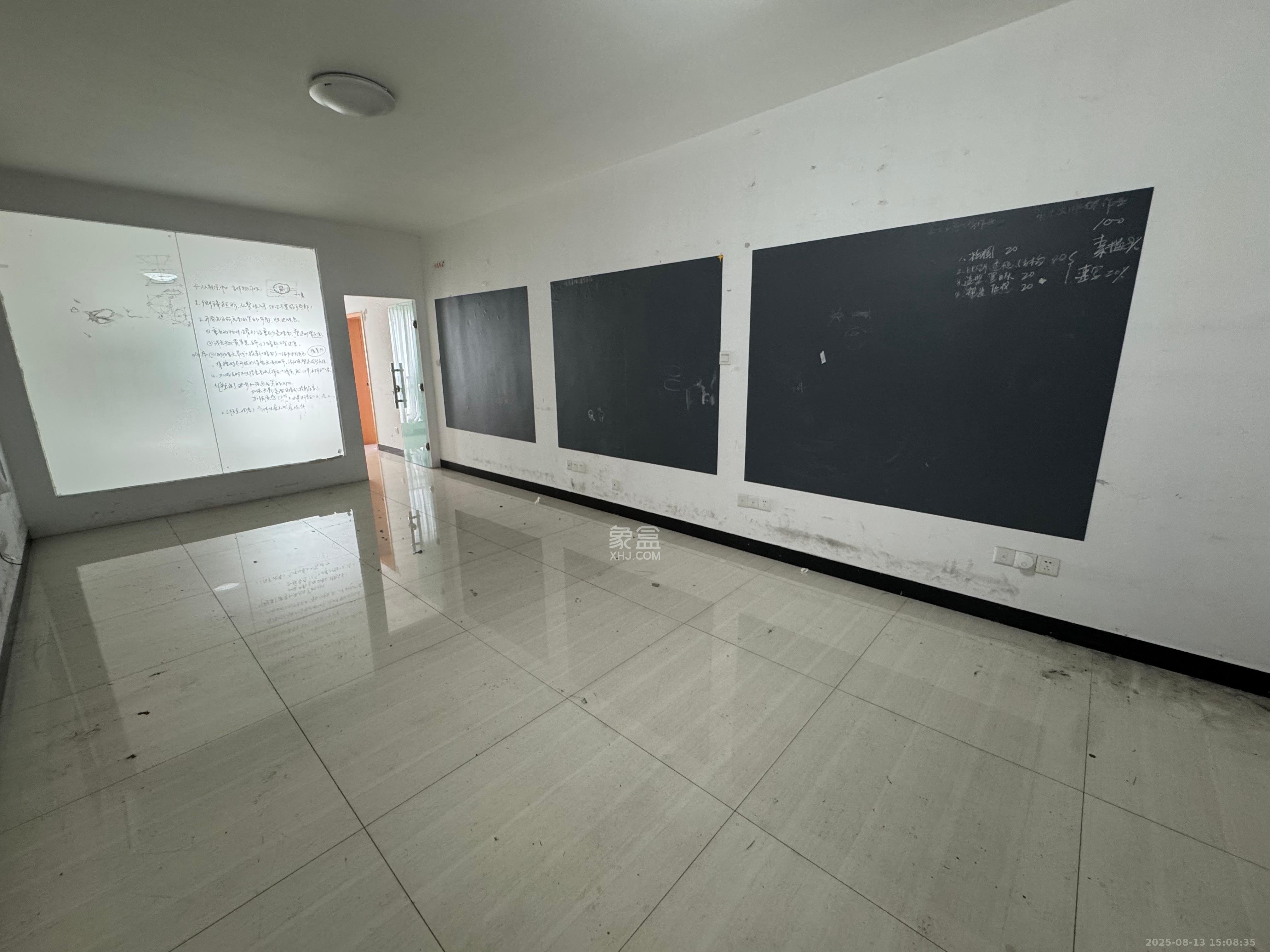 和庄  2室1厅1卫    1800.0元/月 和庄  2室1厅1卫    1800.0元/月