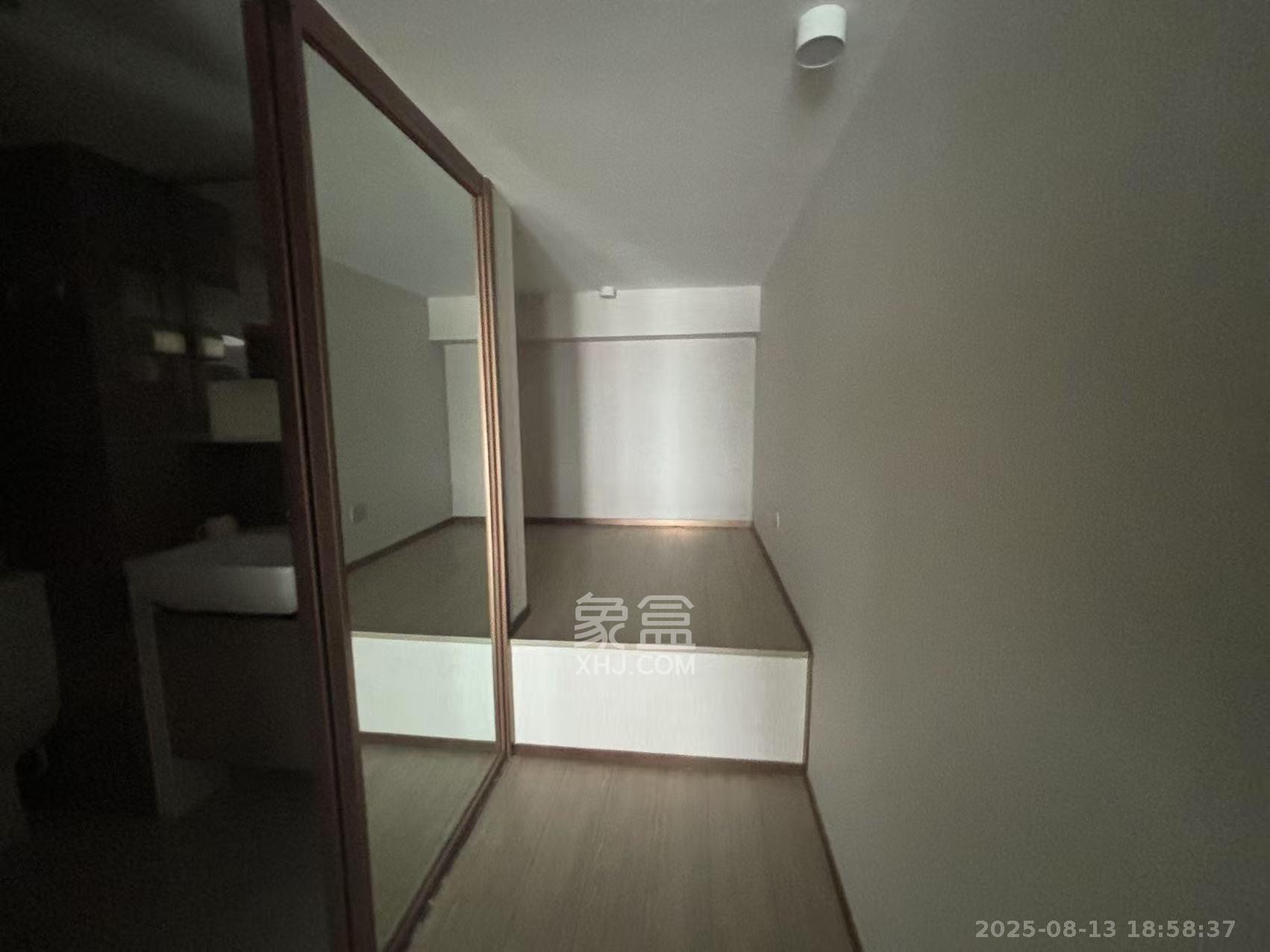 华远华时代  3室2厅1卫    4500.0元/月室内图