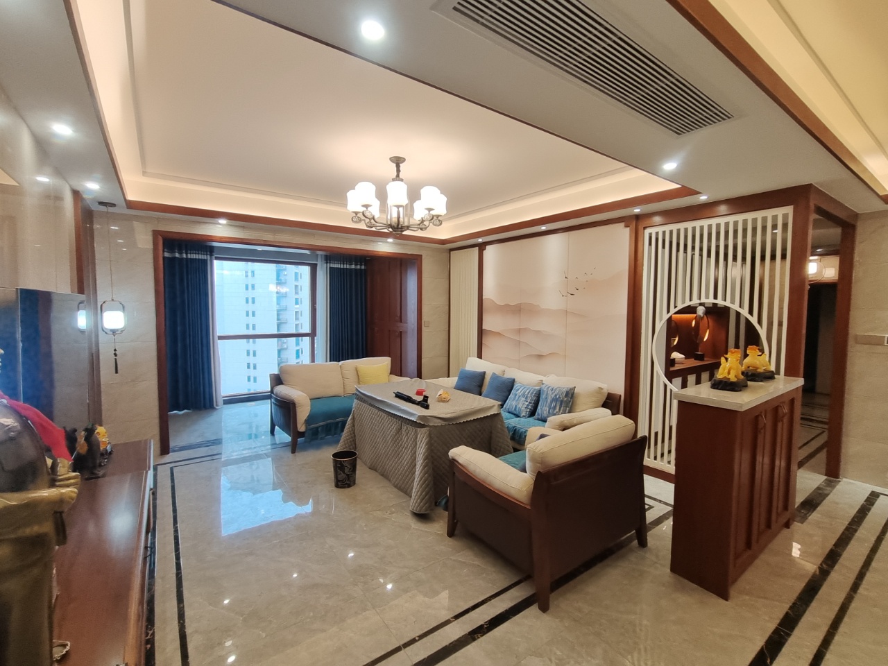 五江碧桂园城市广场 4室2厅2卫 108.0万 五江碧桂园城市广场 4室2厅2卫 108.0万客厅