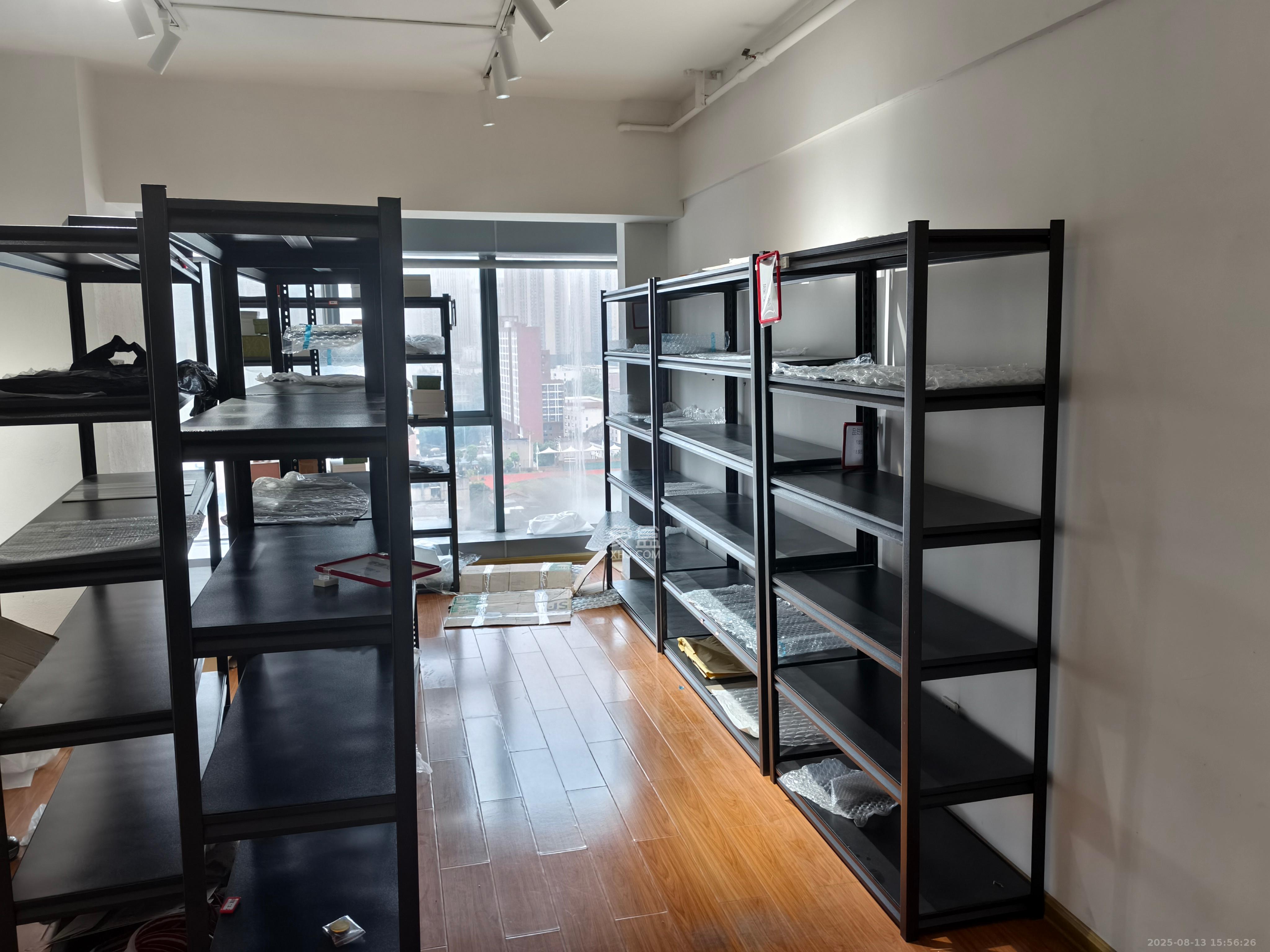 东怡外国(南湖一号)  1室1厅1卫    2200.0元/月 东怡外国(南湖一号)  1室1厅1卫    2200.0元/月室内图