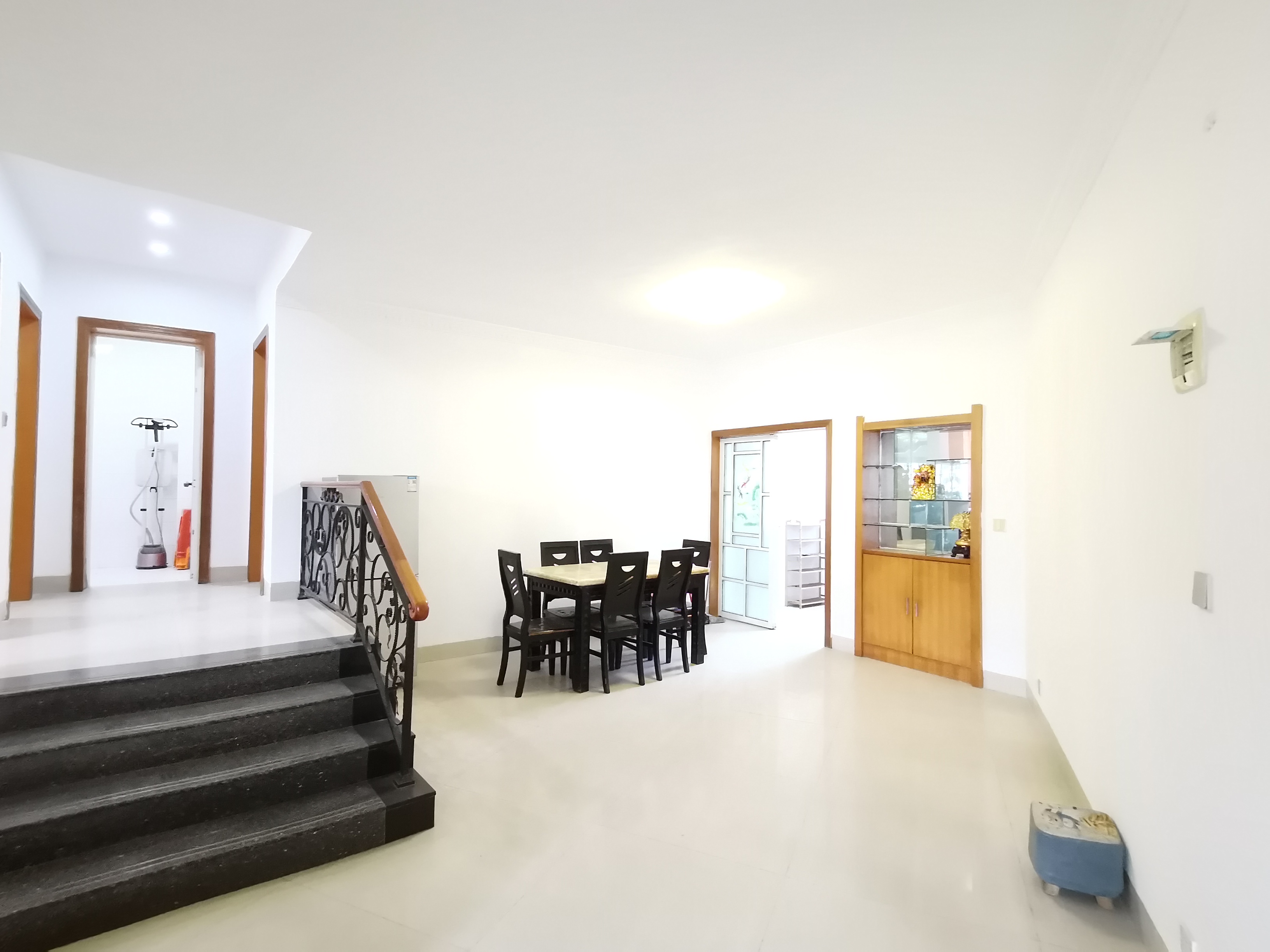 金帆小区 1室0厅0卫 1500.0元/月 金帆小区 1室0厅0卫 1500.0元/月室内图