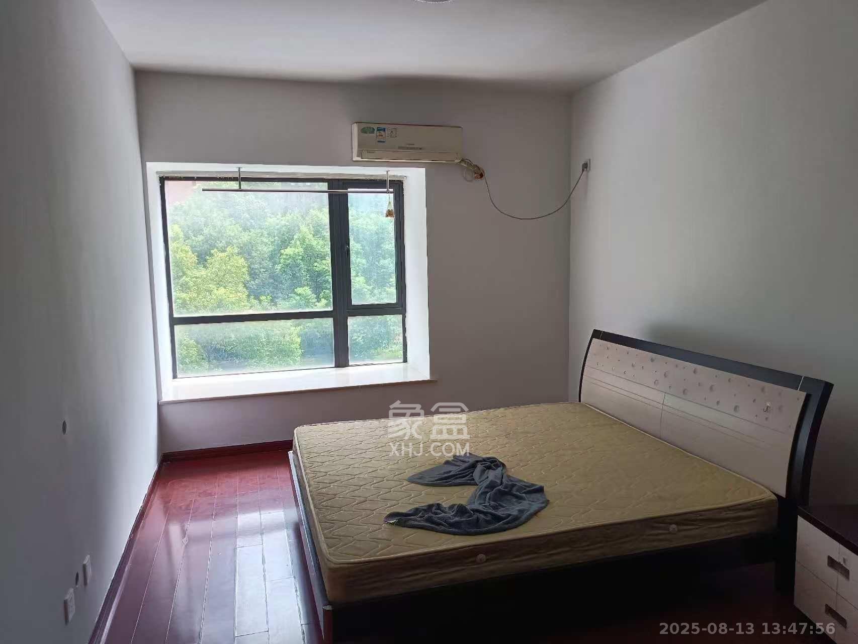 茂华国际湘  3室2厅2卫    2800.0元/月室内图