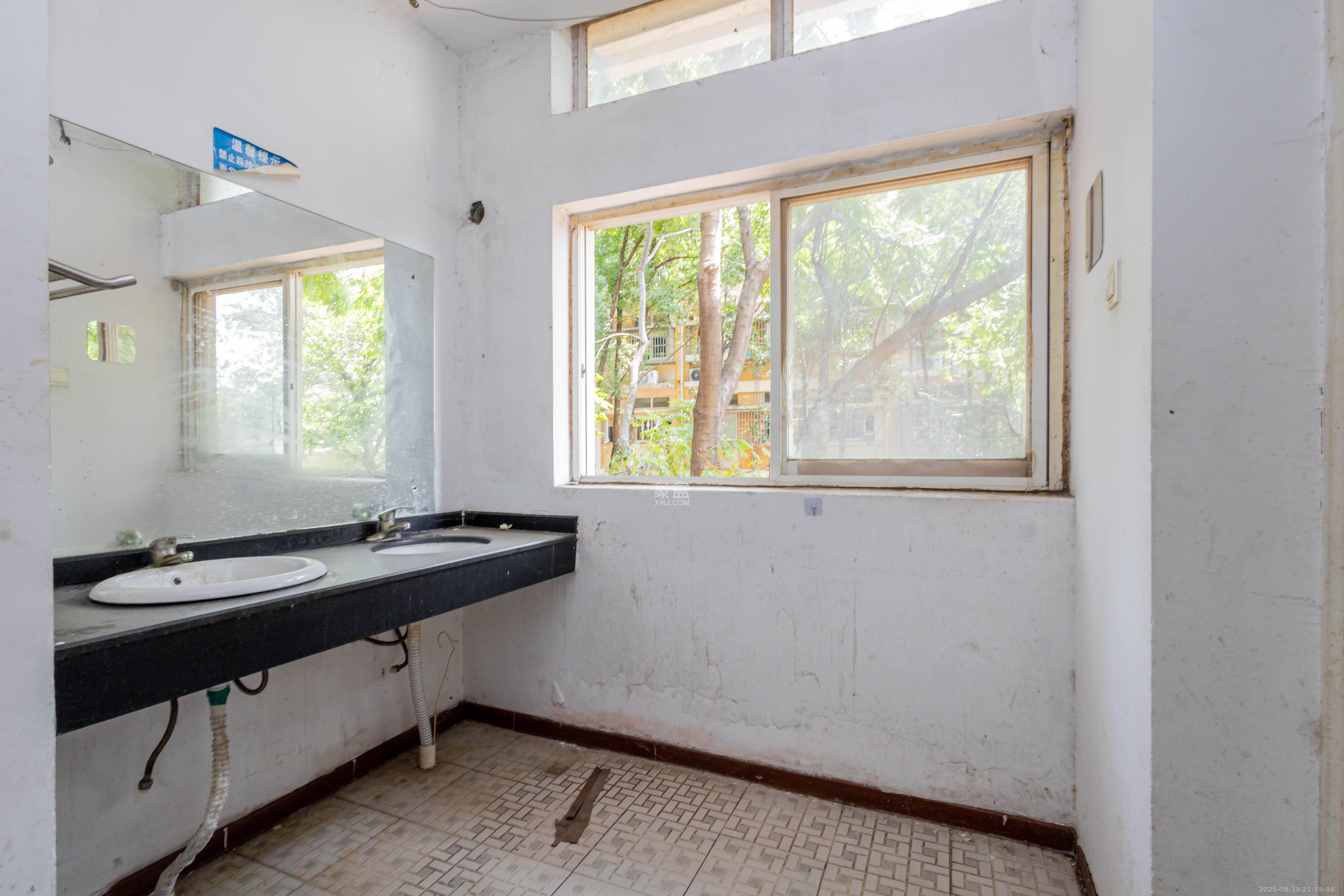 创业乐园  1室1厅1卫    15.0万 创业乐园  1室1厅1卫    15.0万厨房