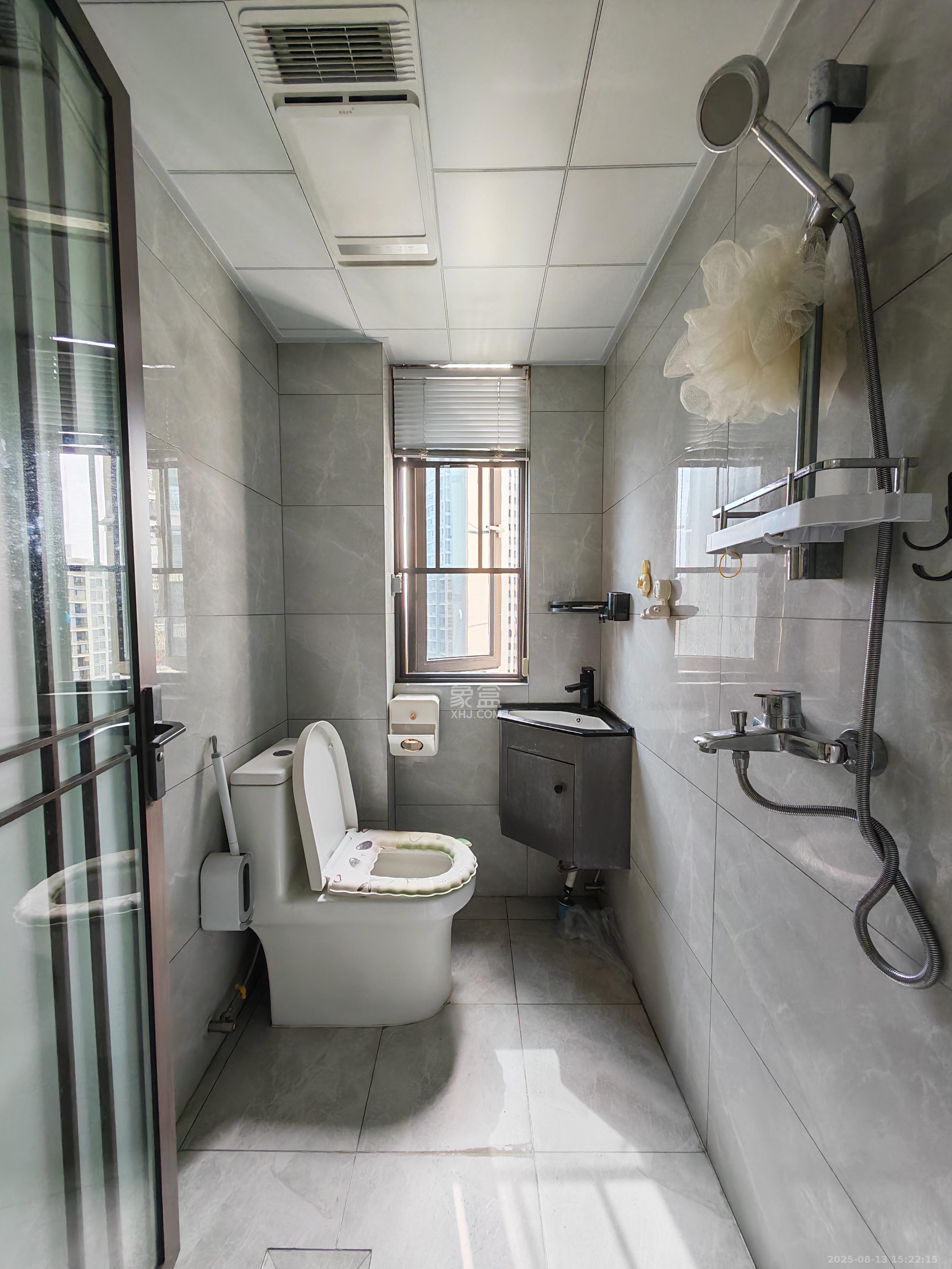 卓越青竹湖  1室0厅0卫    2800.0元/月 卓越青竹湖  1室0厅0卫    2800.0元/月室内图