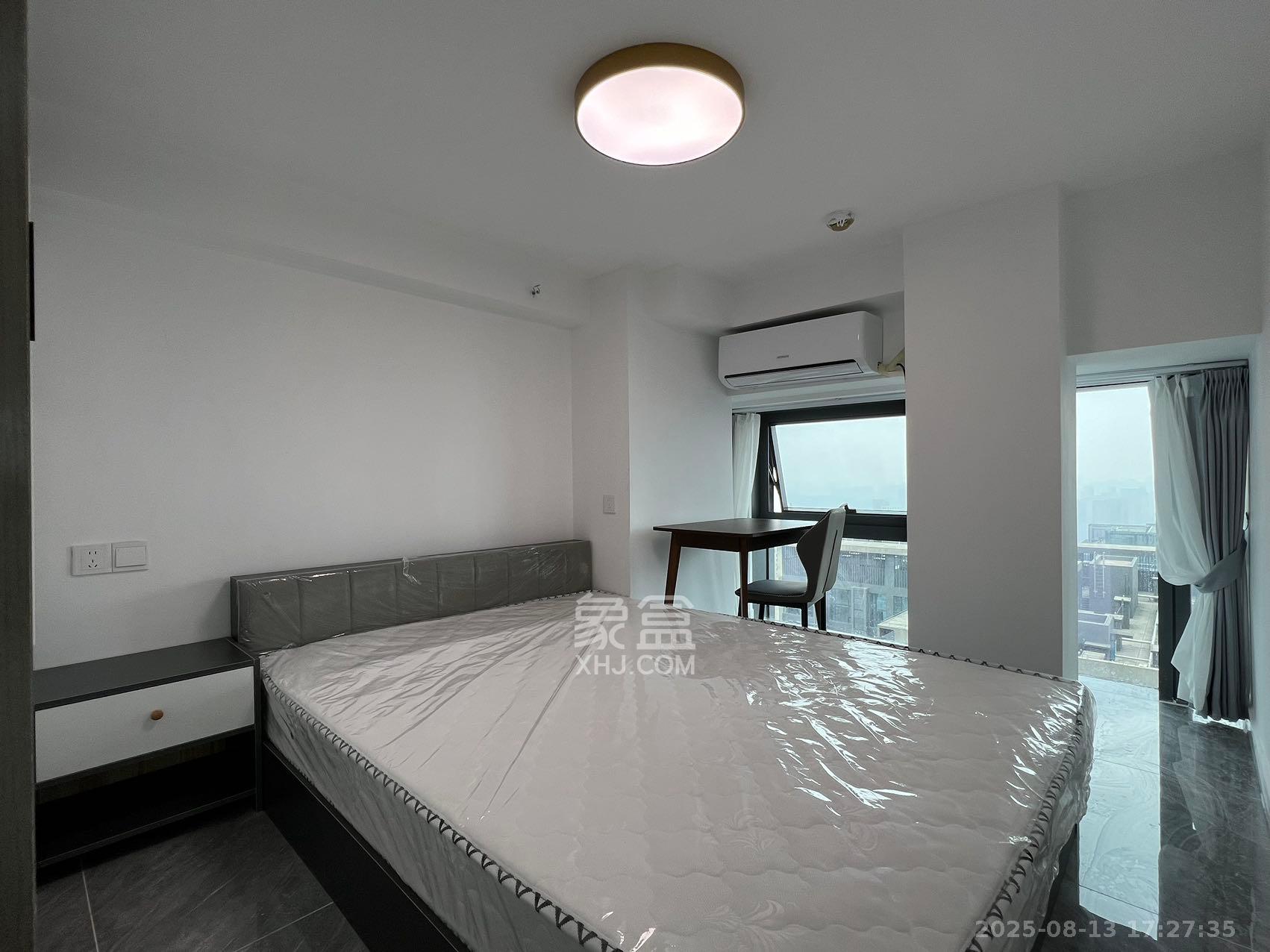 卓越中寰 2室1厅1卫 3500.0元/月 卓越中寰 2室1厅1卫 3500.0元/月室内图