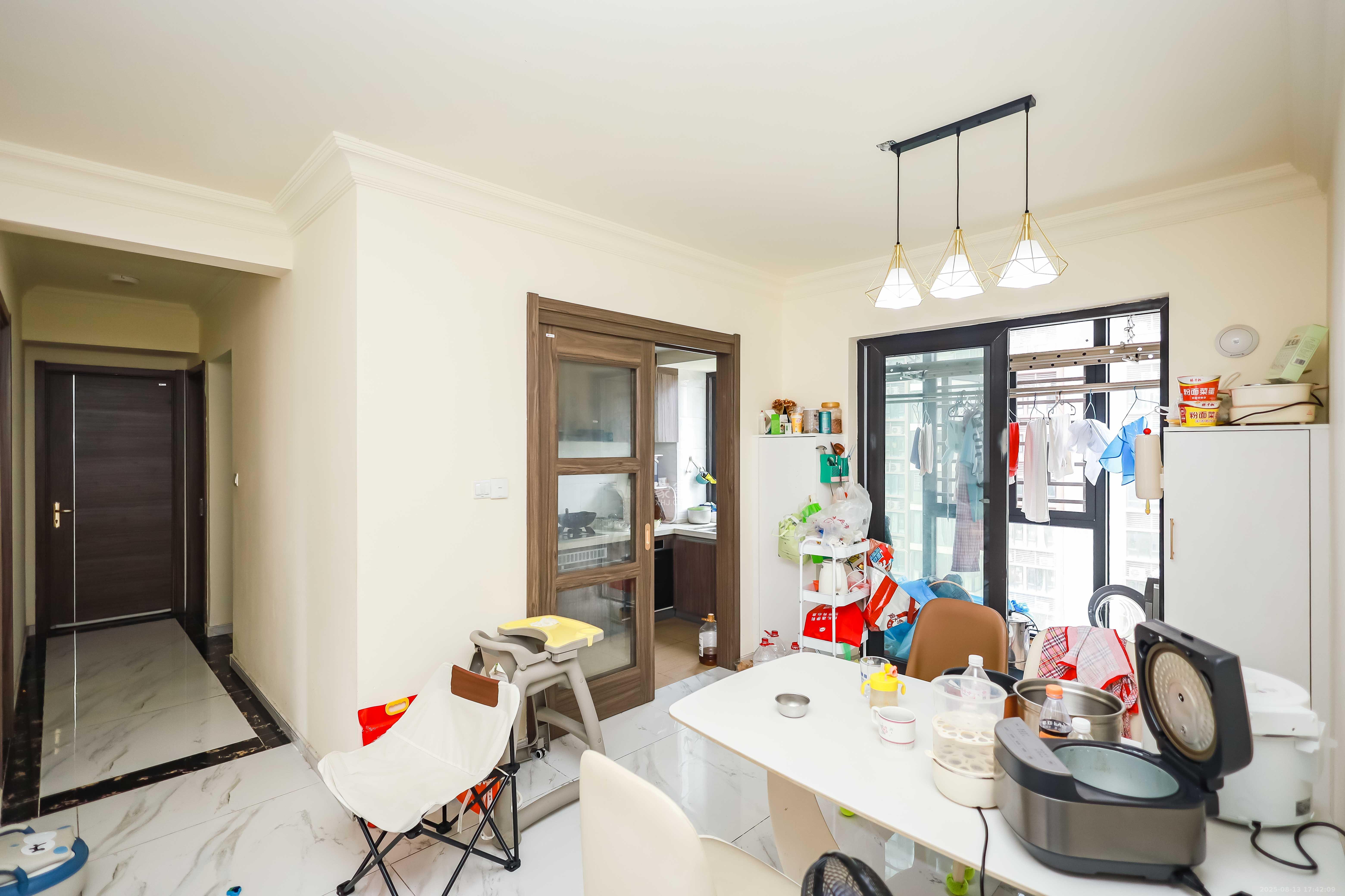 碧桂园荟隽棠  4室2厅2卫    120.0万客厅