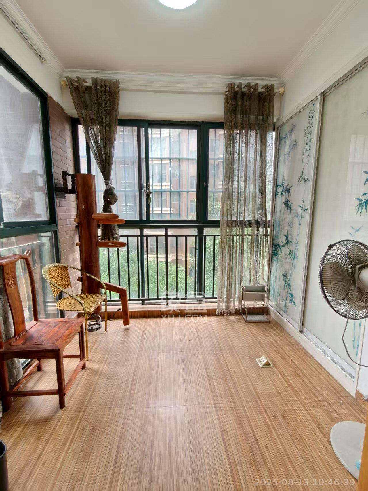 天城尚品  4室2厅2卫    2650.0元/月室内图