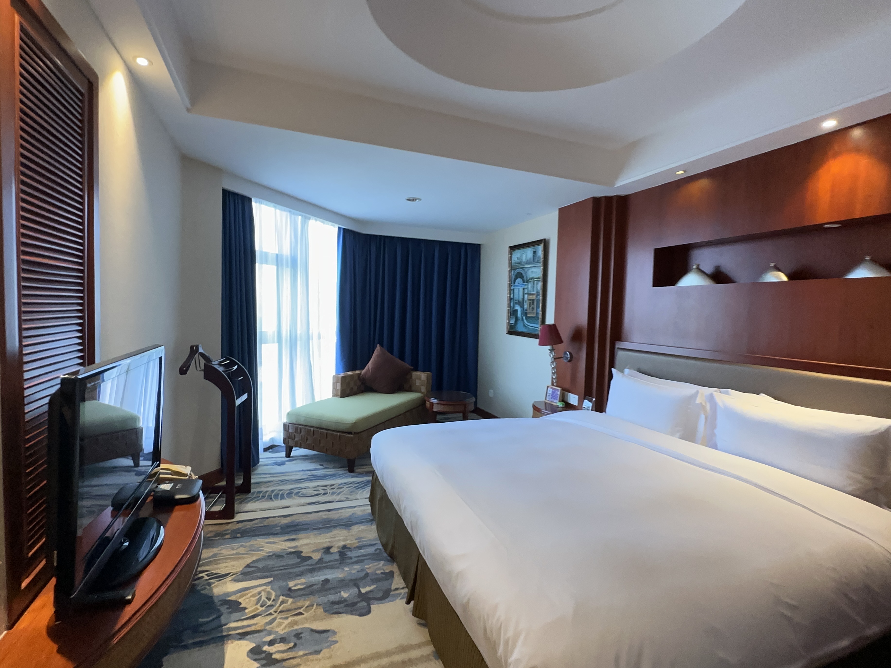 明光国际大酒店 2室1厅1卫 160.0万 明光国际大酒店 2室1厅1卫 160.0万客厅