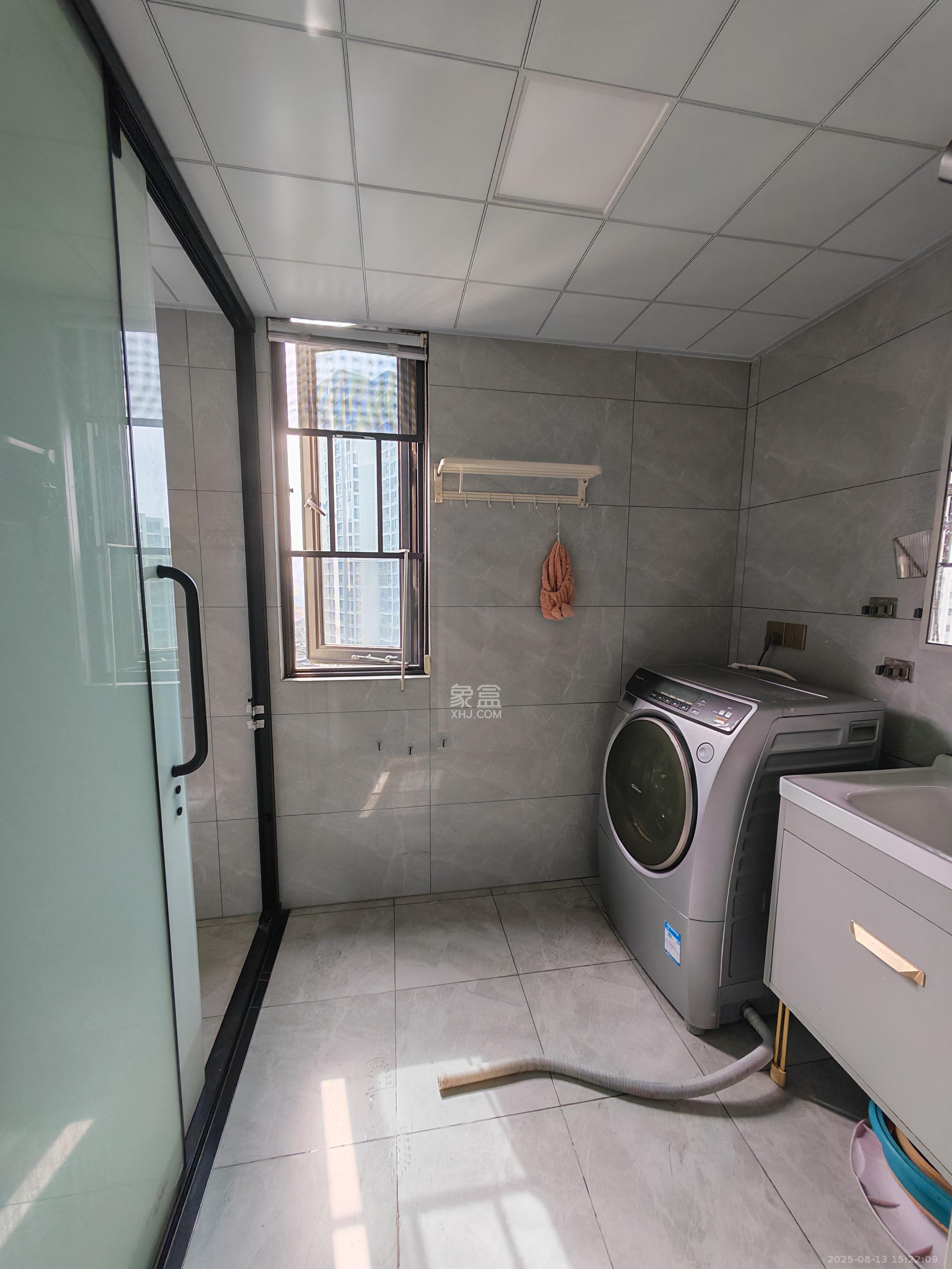 卓越青竹湖  1室0厅0卫    2800.0元/月 卓越青竹湖  1室0厅0卫    2800.0元/月室内图