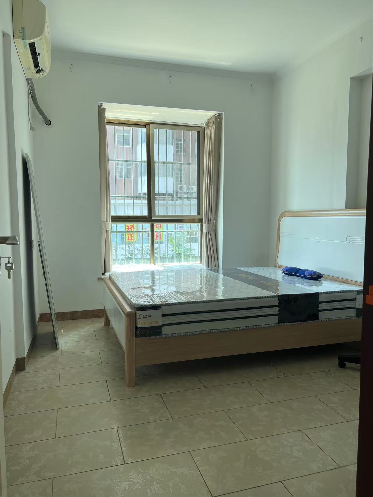 广昌花苑 4室2厅2卫 4800.0元/月 广昌花苑 4室2厅2卫 4800.0元/月室内图