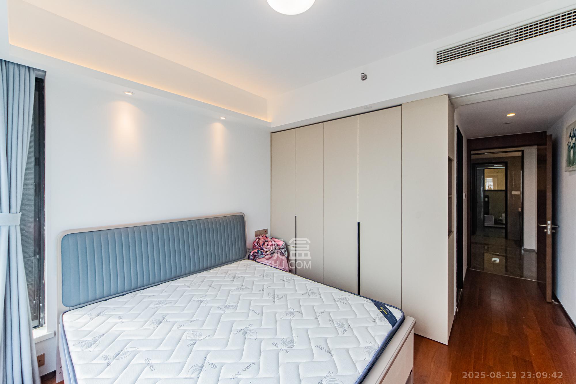 北辰瀚江府 3室2厅2卫 269.5万 北辰瀚江府 3室2厅2卫 269.5万卧室