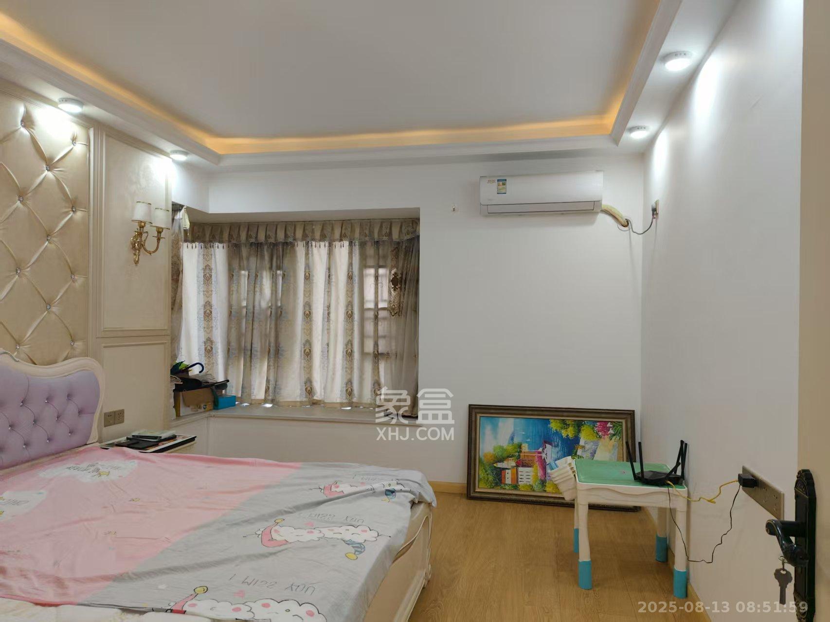 润和长郡(润和紫郡二三期) 4室2厅2卫 2200.0元/月 润和长郡(润和紫郡二三期) 4室2厅2卫 2200.0元/月室内图