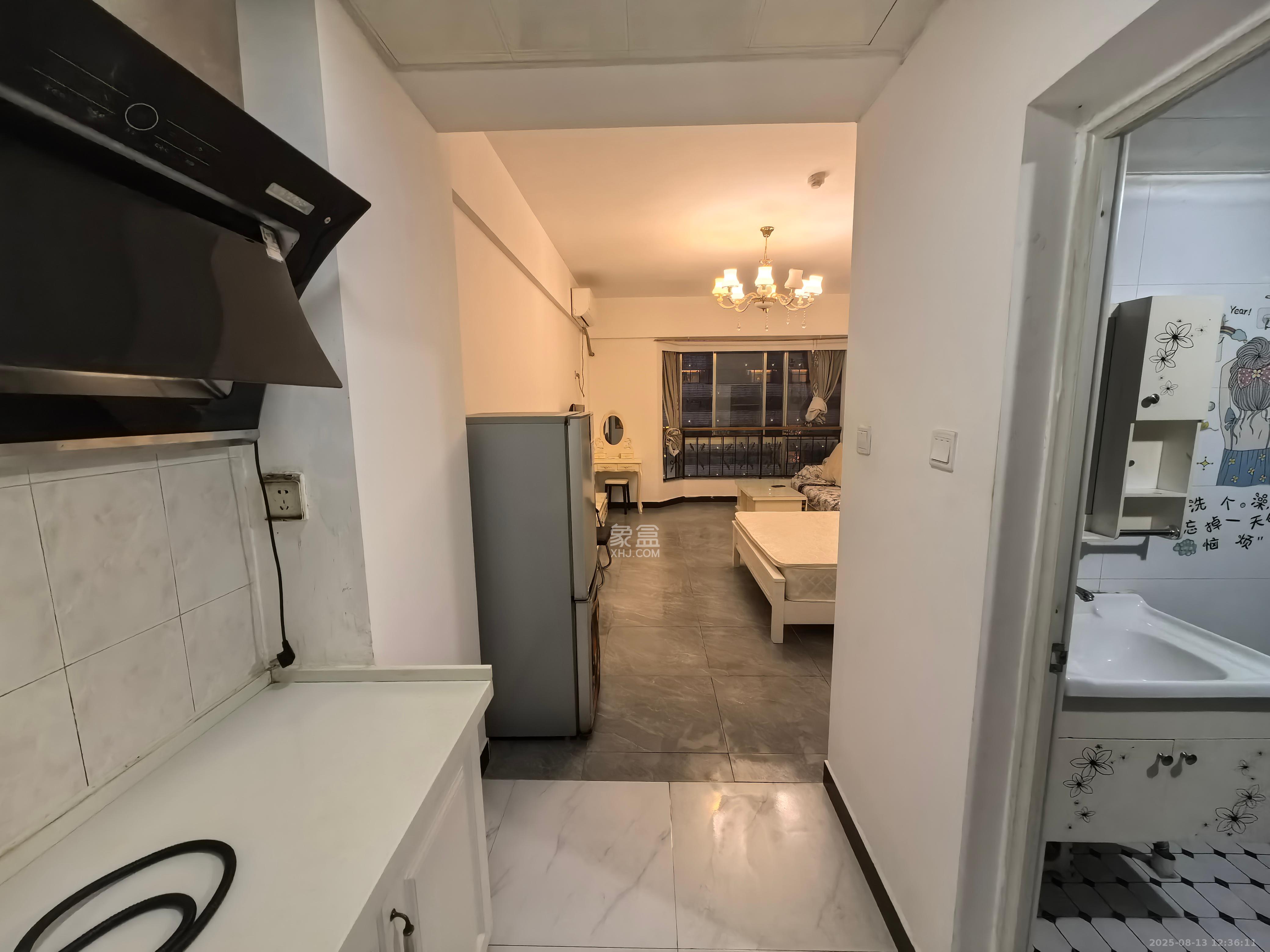 和府  1室1厅1卫    1980.0元/月 和府  1室1厅1卫    1980.0元/月室内图