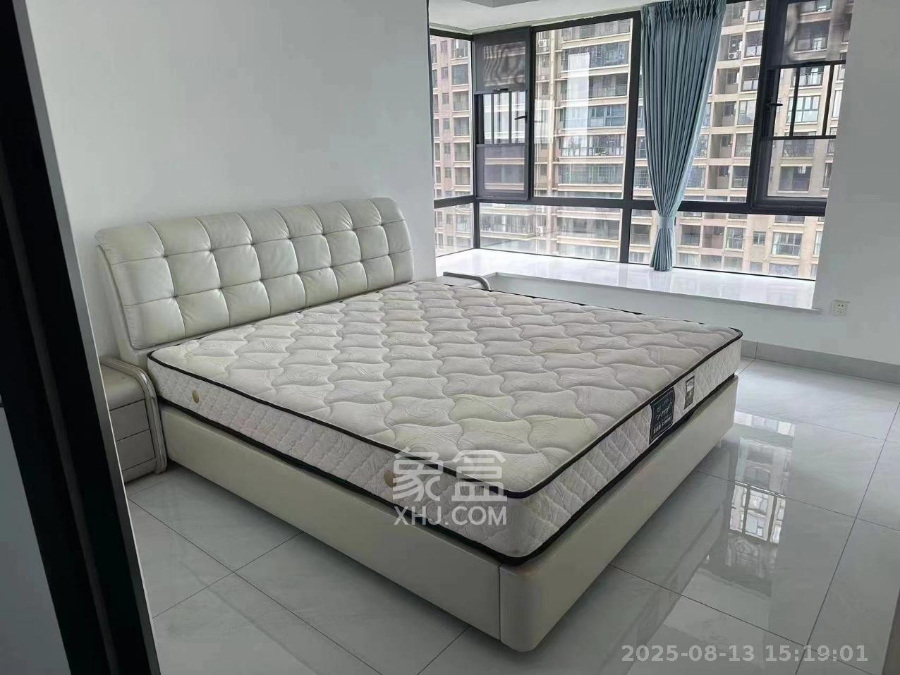 九华盛发和园小区 3室2厅2卫 1800.0元/月 九华盛发和园小区 3室2厅2卫 1800.0元/月室内图