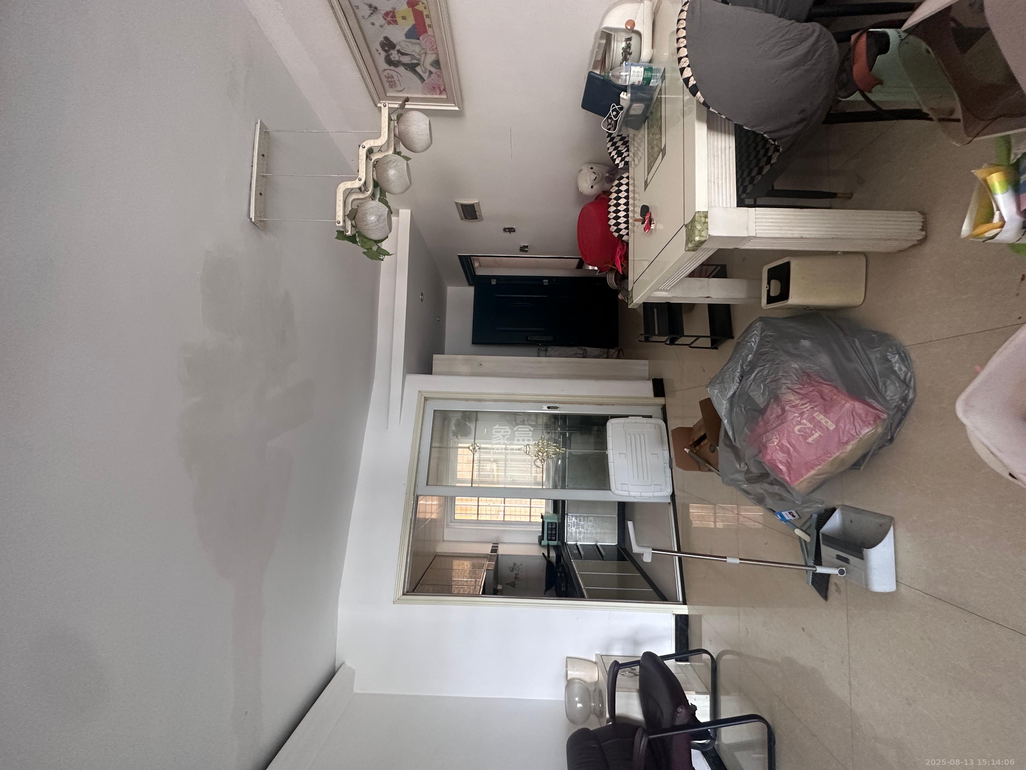 圣力华苑 2室2厅1卫 1500.0元/月 圣力华苑 2室2厅1卫 1500.0元/月室内图