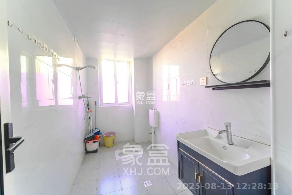 山水湾  1室0厅0卫   1400.00元/月