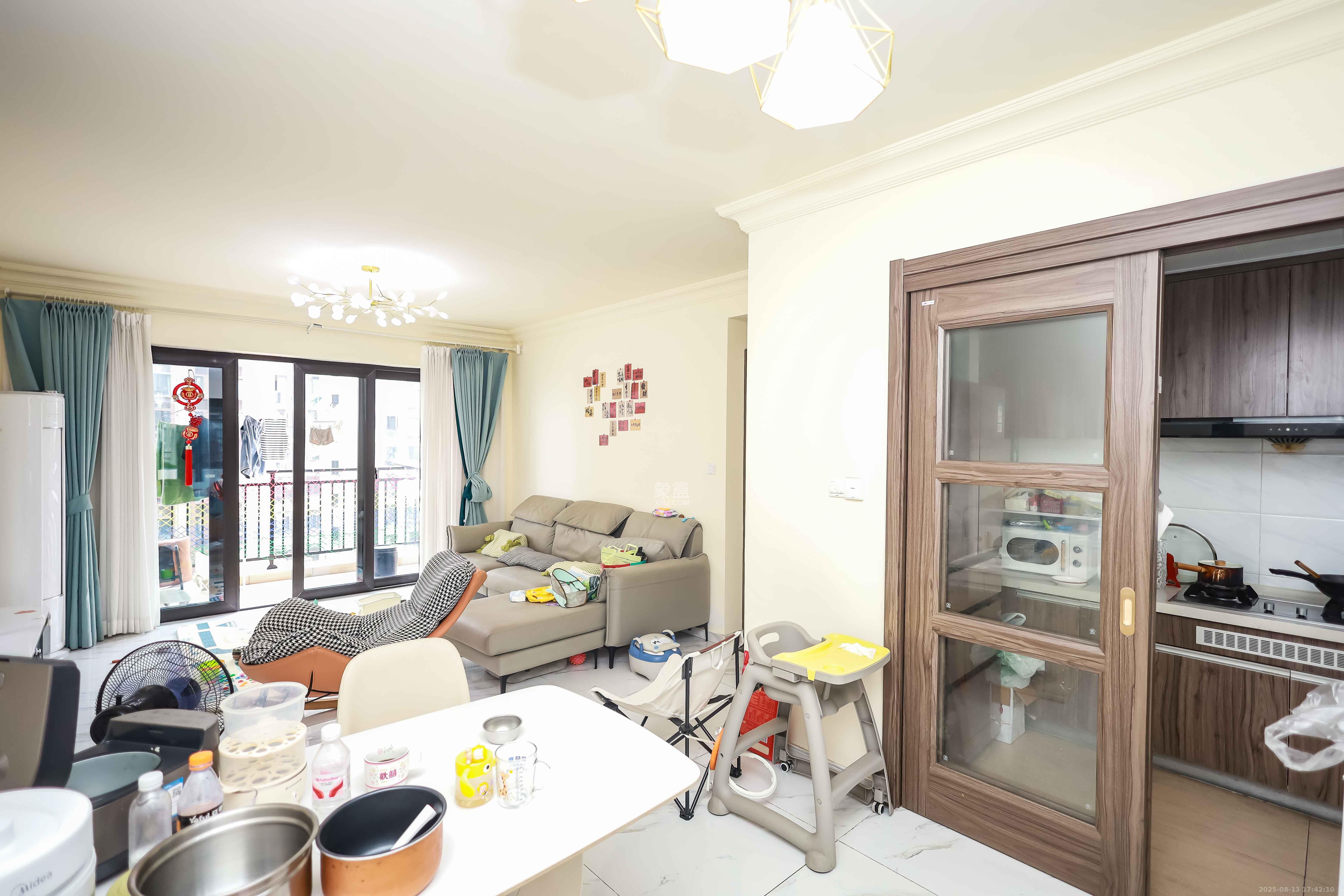 碧桂园荟隽棠  4室2厅2卫    120.0万客厅