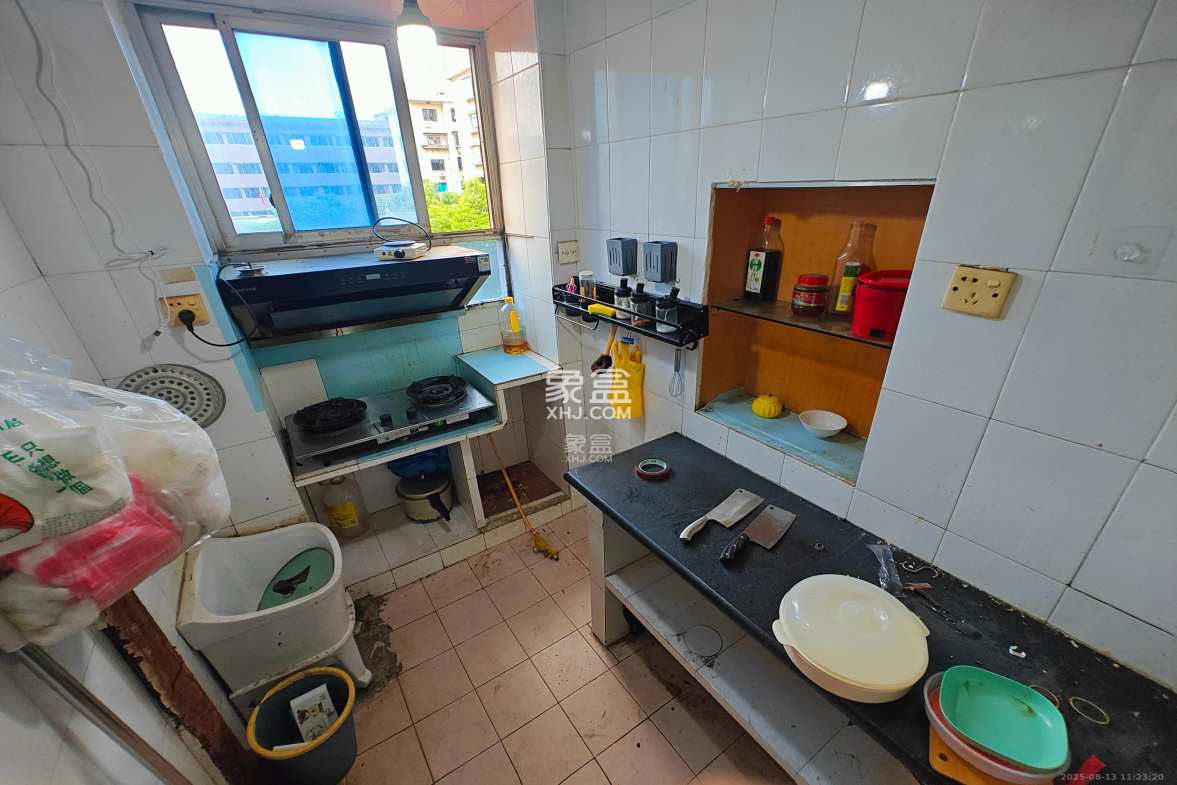 湘宾宿舍 2室1厅1卫 1600.0元/月 湘宾宿舍 2室1厅1卫 1600.0元/月室内图