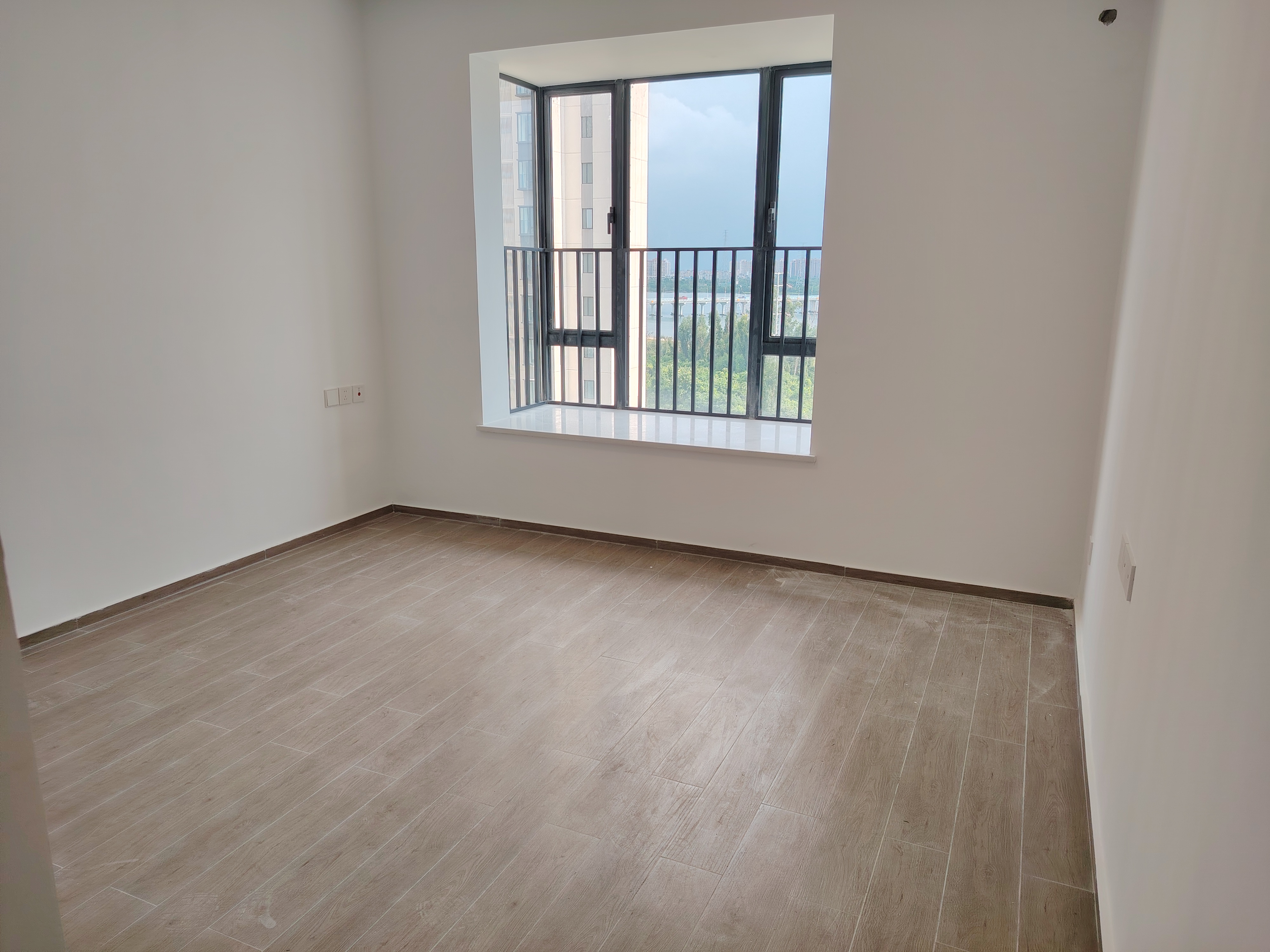 和风家园蓝天居 3室2厅2卫 1800.0元/月 和风家园蓝天居 3室2厅2卫 1800.0元/月室内图