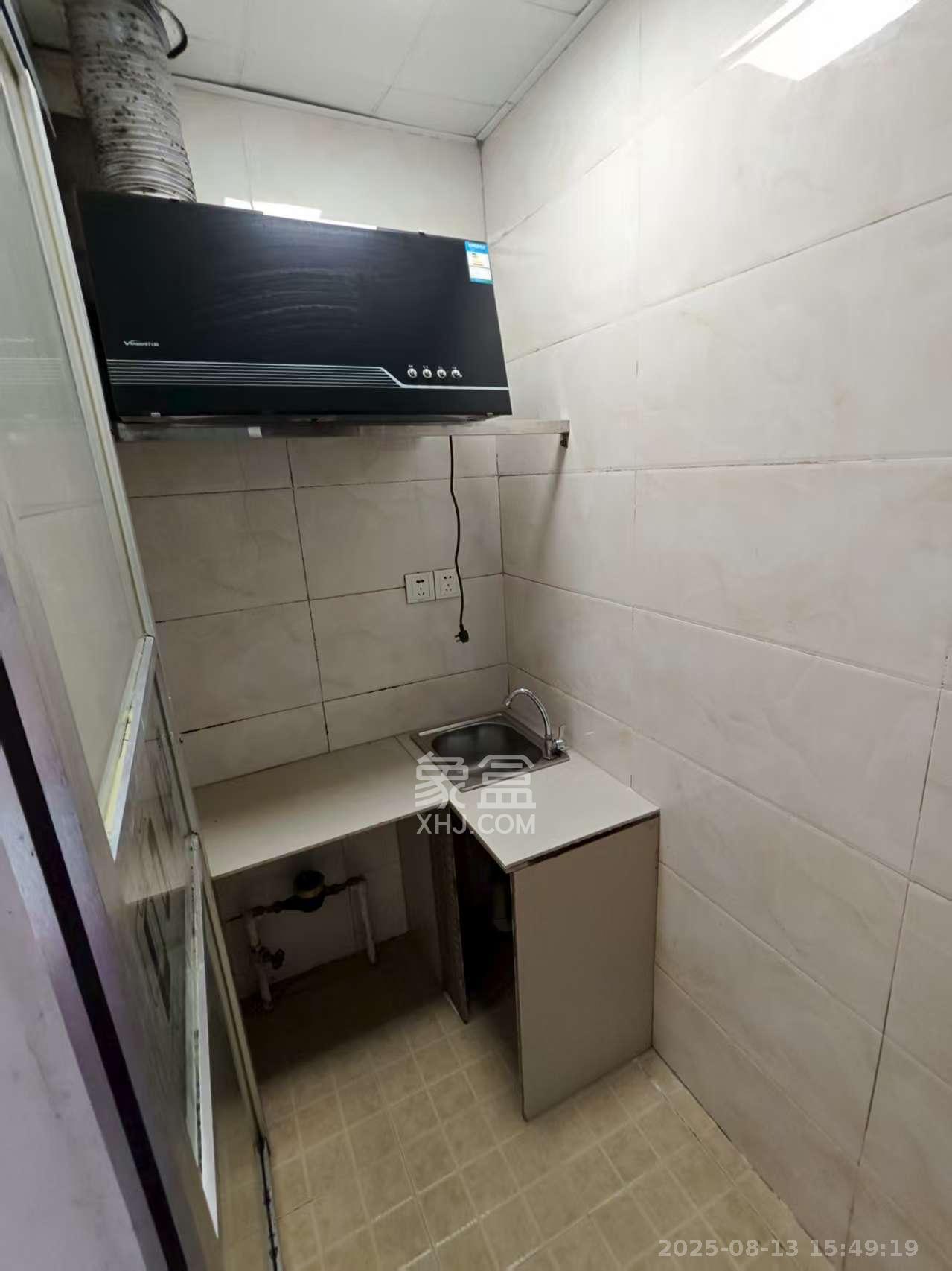 家兴苑  1室1厅1卫   1200.00元/月室内图