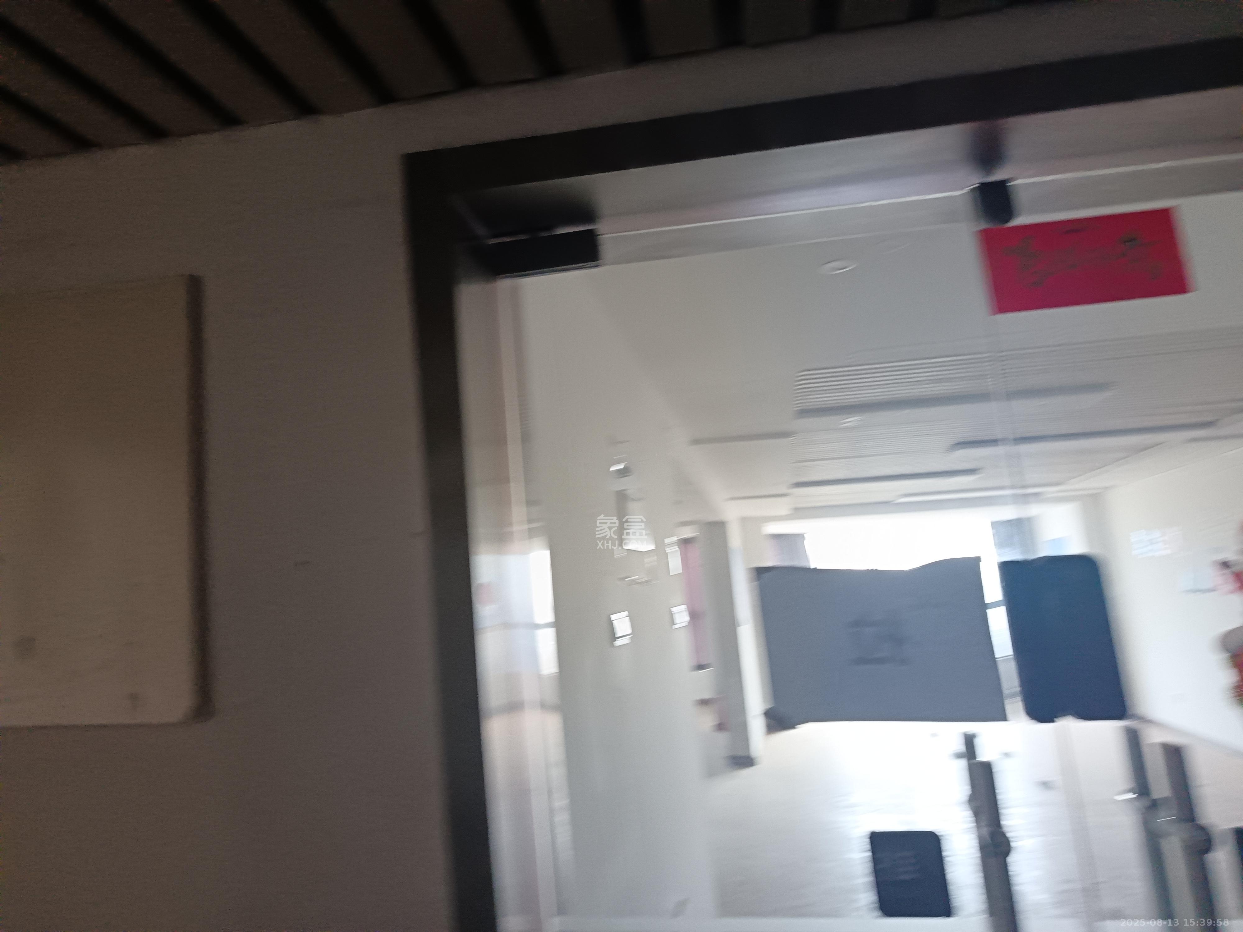 尚城  1室1厅1卫    9000.0元/月 尚城  1室1厅1卫    9000.0元/月室内图