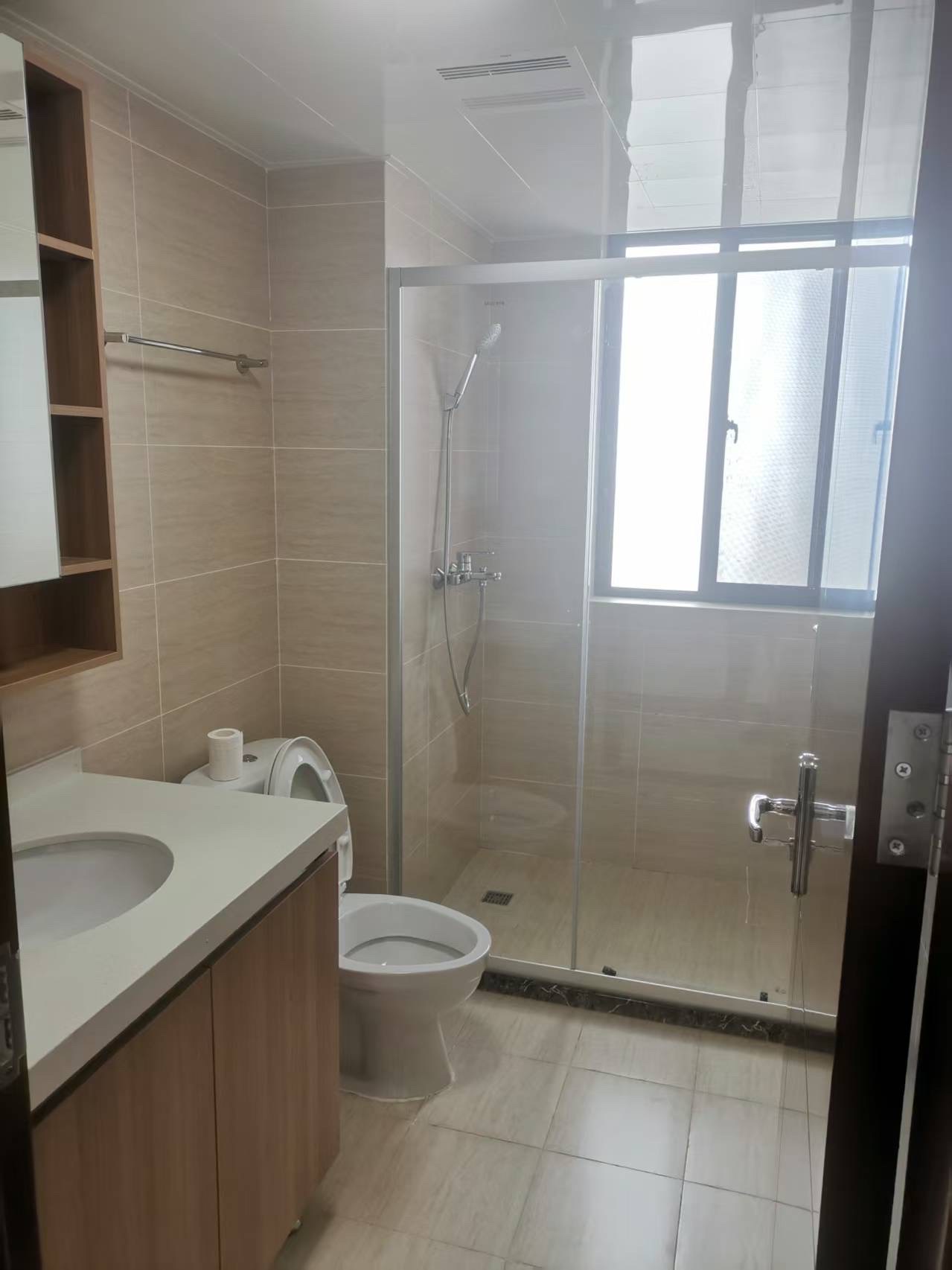 南海幸福汇 3室2厅2卫 2600.0元/月 南海幸福汇 3室2厅2卫 2600.0元/月室内图