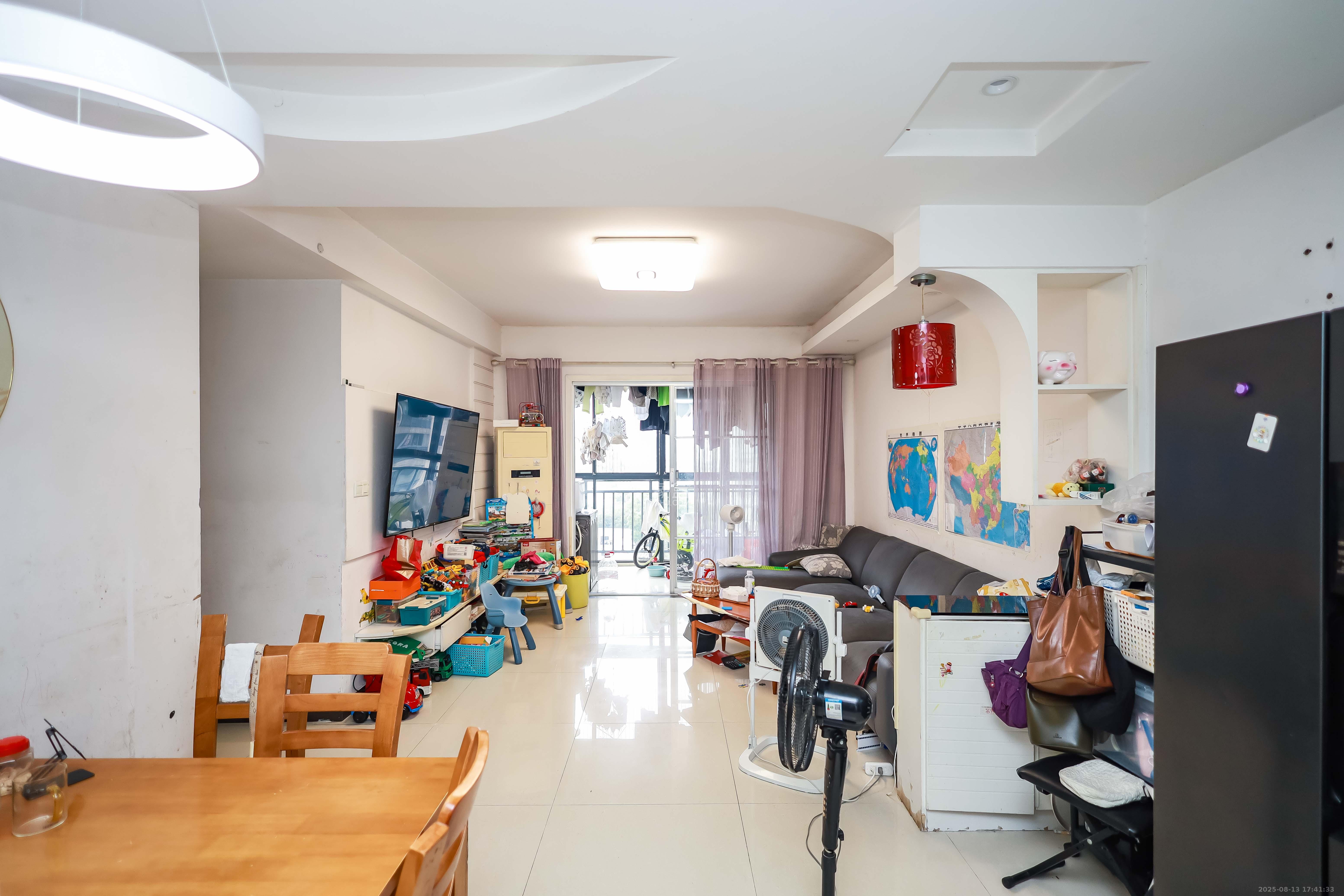 莱茵城  3室2厅1卫    66.8万 莱茵城  3室2厅1卫    66.8万客厅