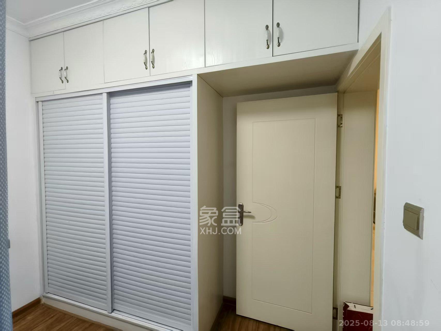 润和又一城  3室2厅2卫   2100.00元/月室内图