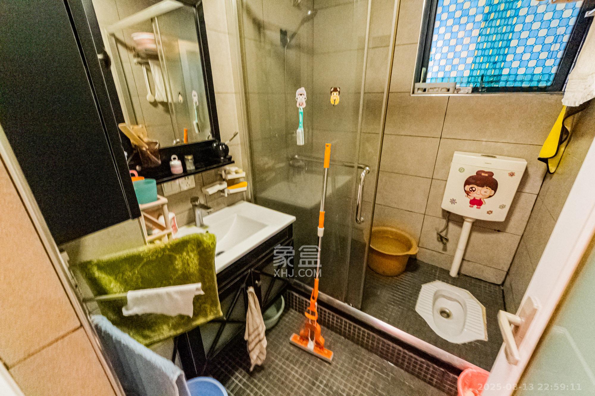 湘江世纪城达江苑 3室2厅1卫 72.0万 湘江世纪城达江苑 3室2厅1卫 72.0万卫生间