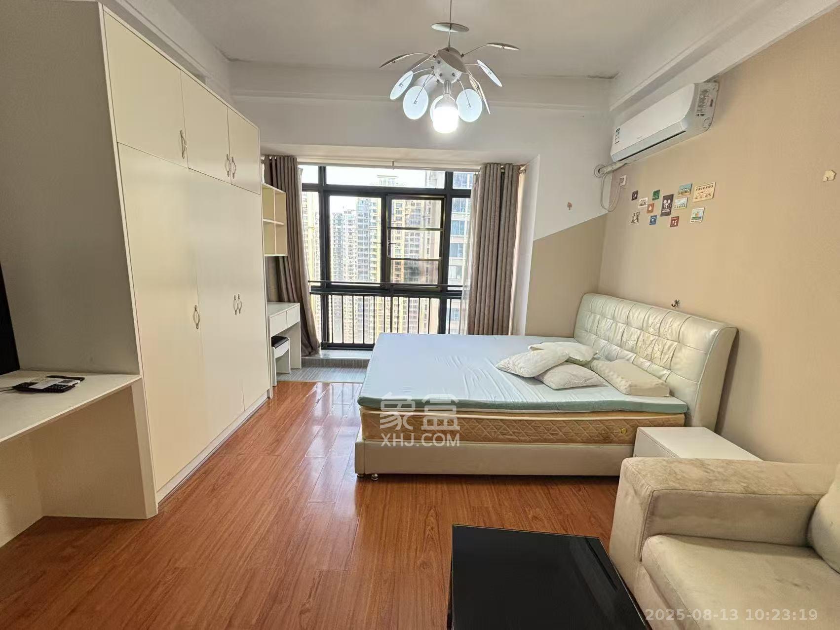 方略城市广场  1室1厅1卫    1400.0元/月 方略城市广场  1室1厅1卫    1400.0元/月室内图1