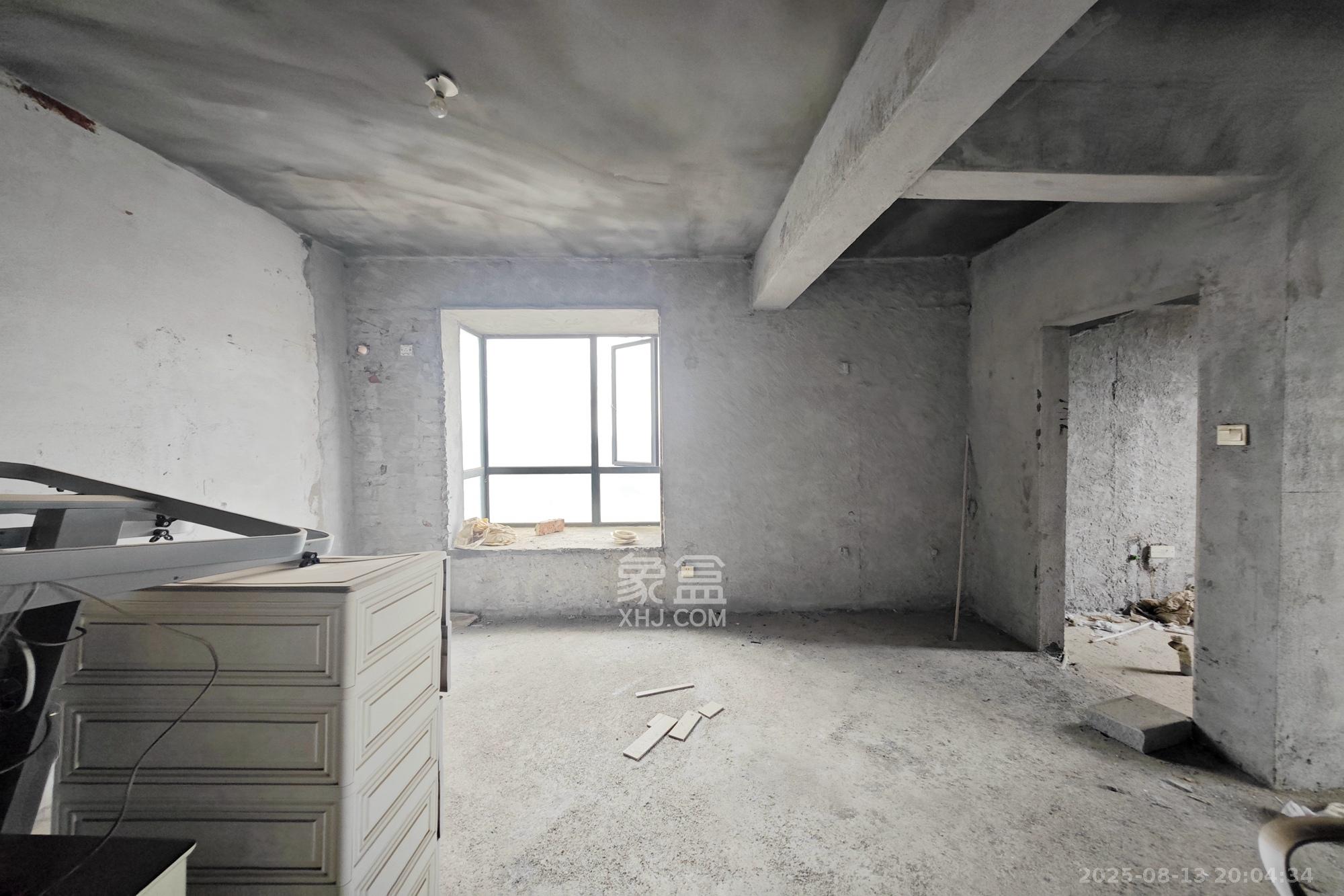 中江佳境天成  3室2厅2卫    78.0万卧室