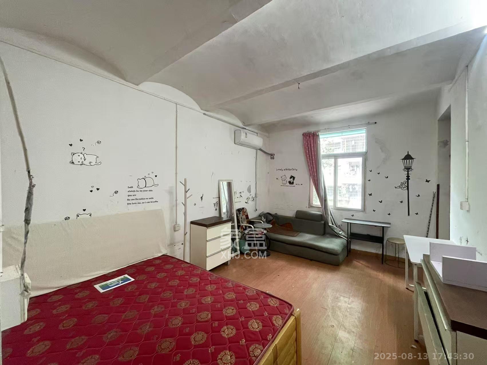 仰天湖1、2村 1室1厅1卫 1000.0元/月 仰天湖1、2村 1室1厅1卫 1000.0元/月室内图