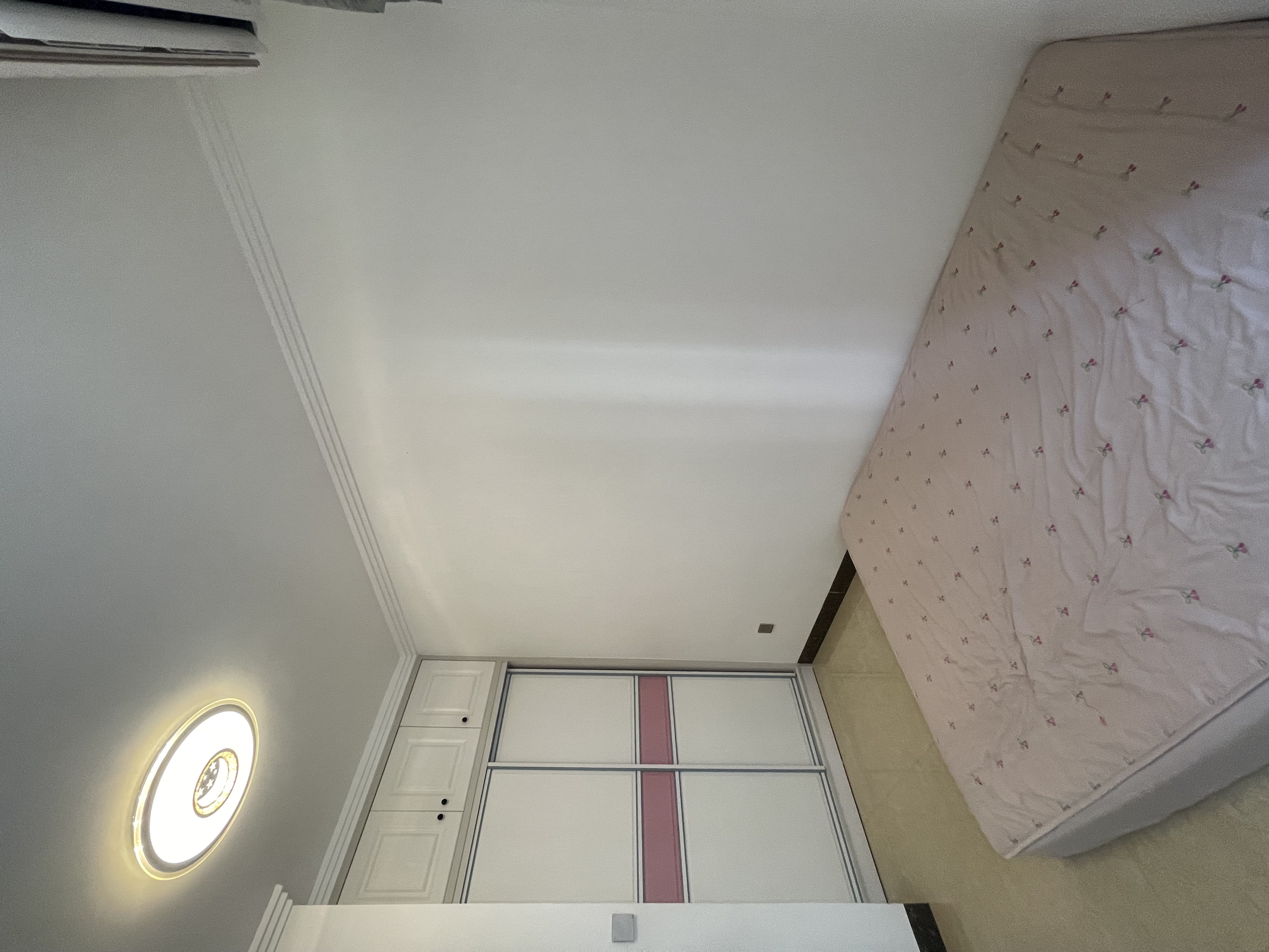 凤凰白龙新城 3室2厅2卫 2700.0元/月 凤凰白龙新城 3室2厅2卫 2700.0元/月室内图