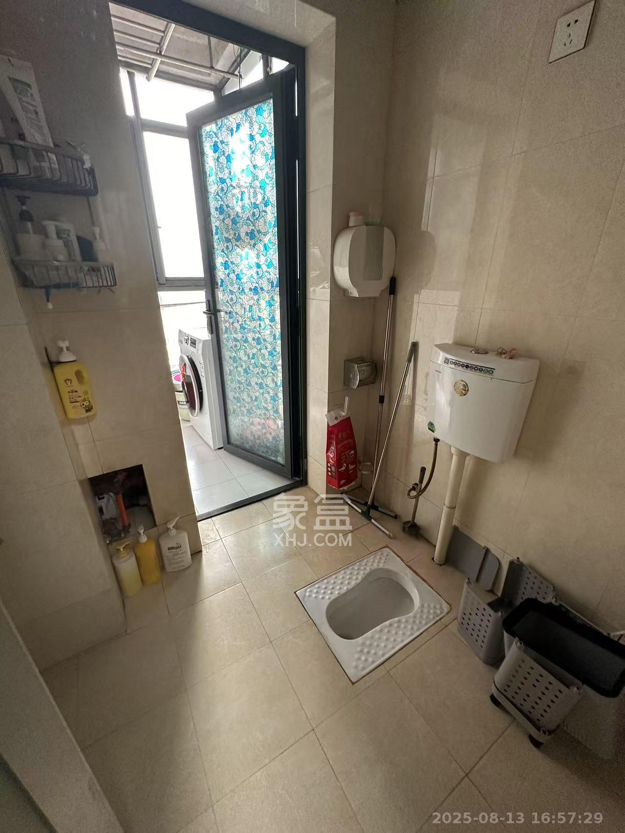 书院观邸  3室2厅1卫   3800.00元/月室内图