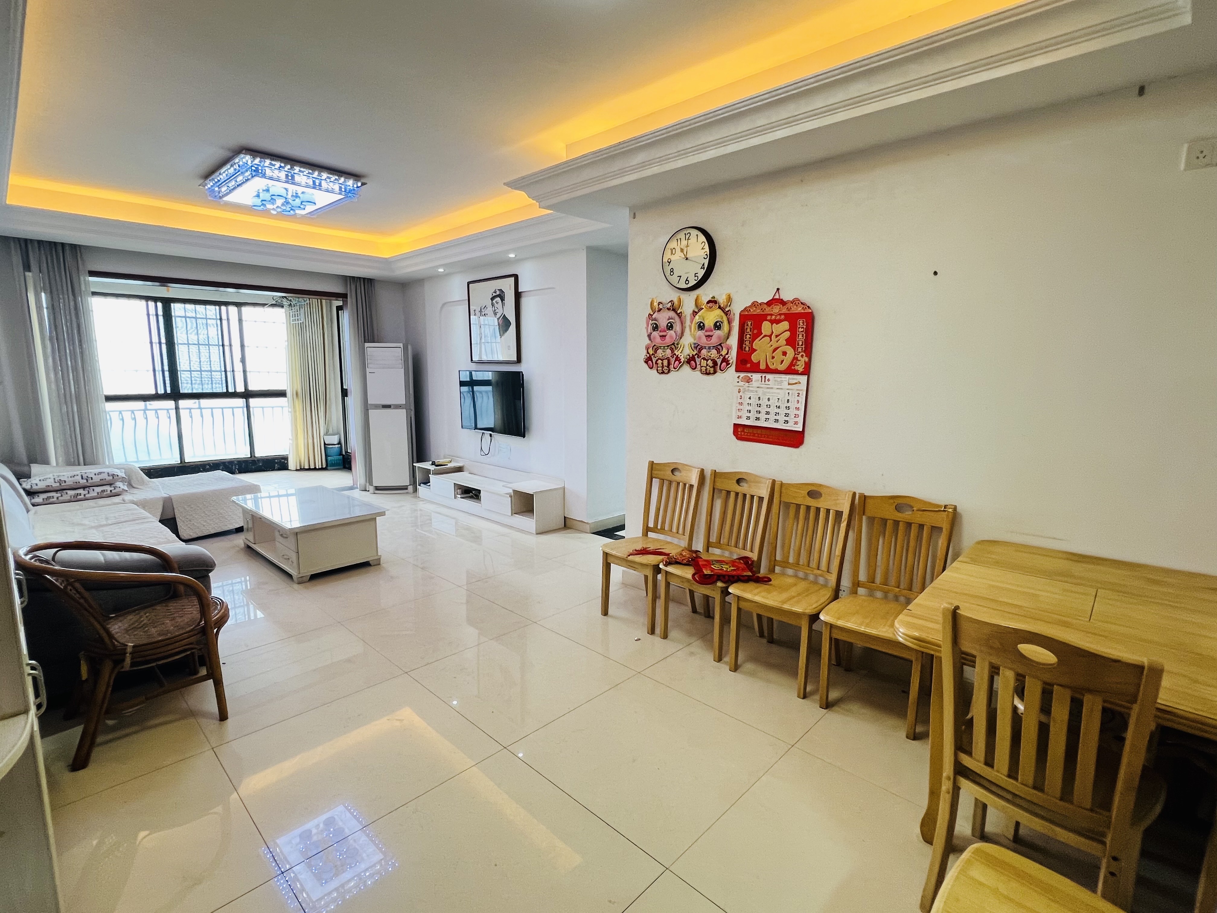 碧桂园 3室2厅2卫 2000.0元/月 碧桂园 3室2厅2卫 2000.0元/月户型图