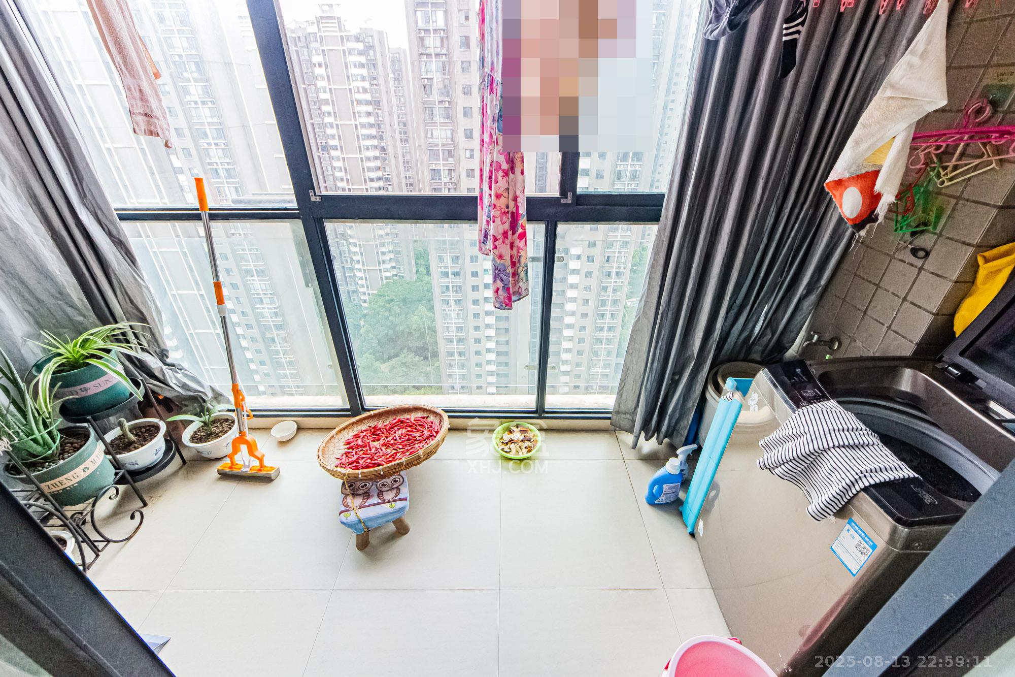 湘江世纪城达江苑 3室2厅1卫 72.0万 湘江世纪城达江苑 3室2厅1卫 72.0万阳台