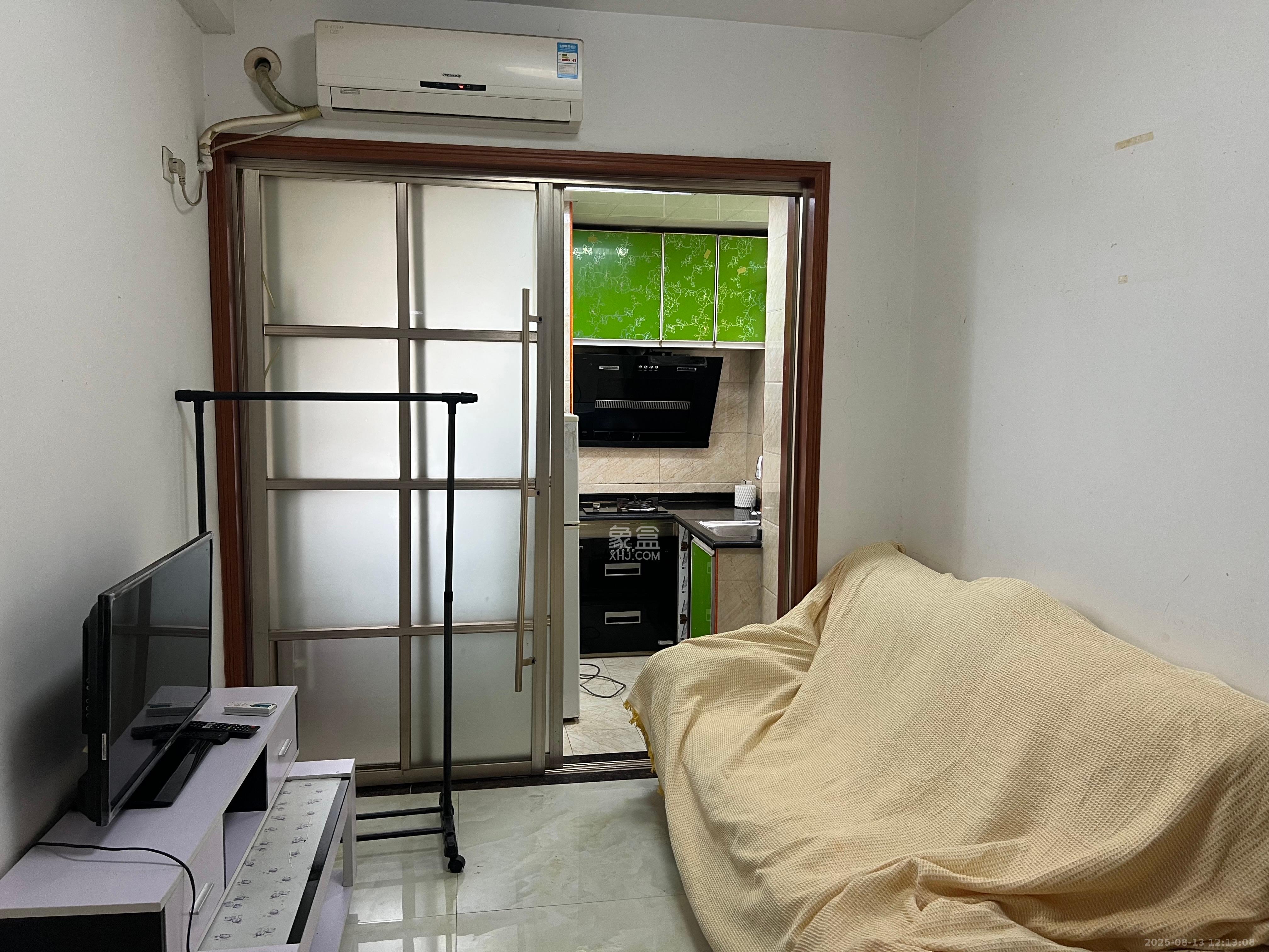 保利麓谷林语I区  1室1厅1卫   1100.00元/月室内图