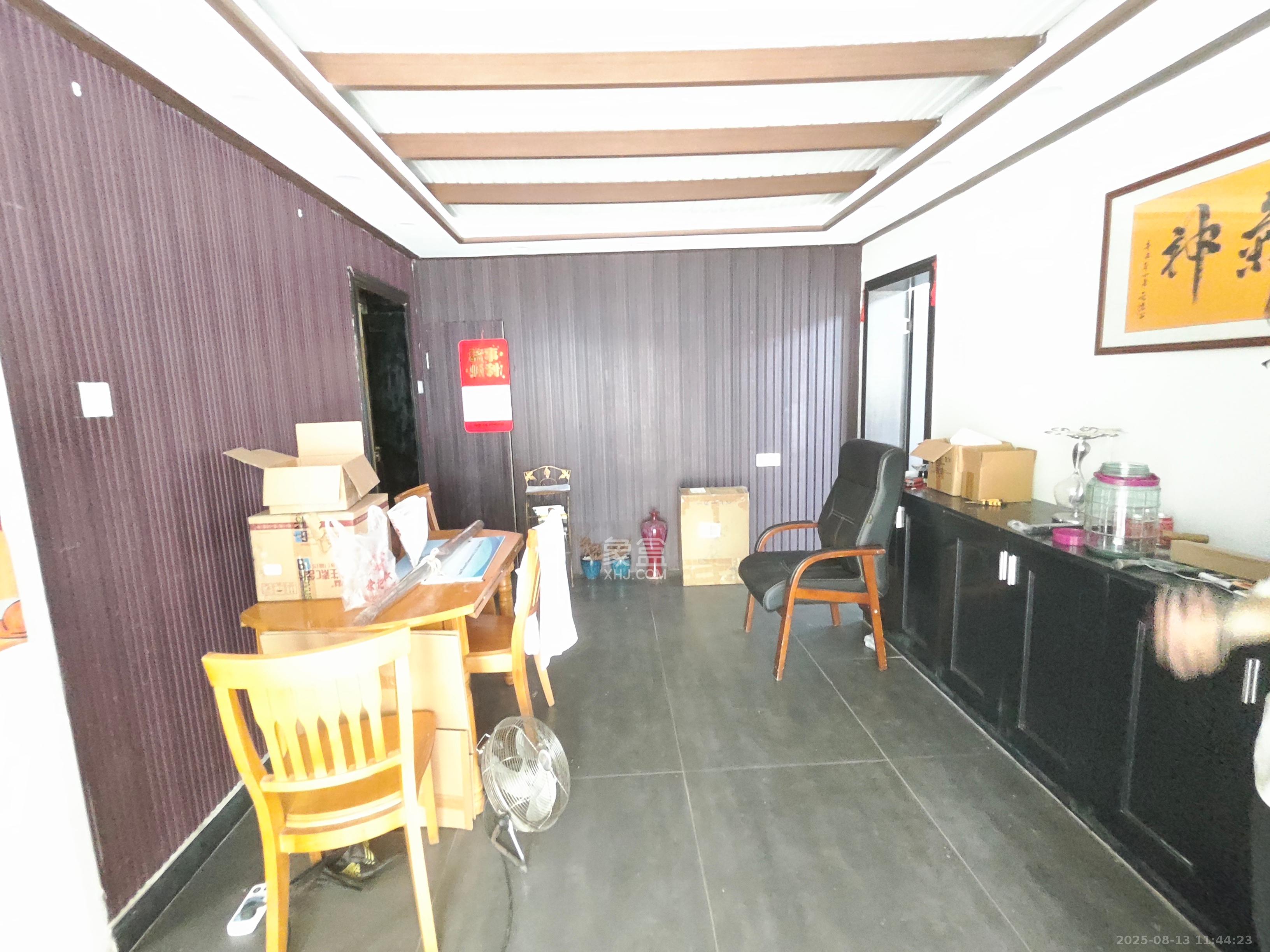 金麓西岸和苑  2室1厅1卫   1600.00元/月