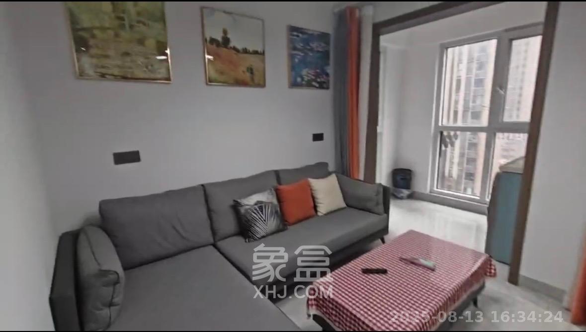 荣盛花语城  3室2厅1卫    2200.0元/月 荣盛花语城  3室2厅1卫    2200.0元/月室内图