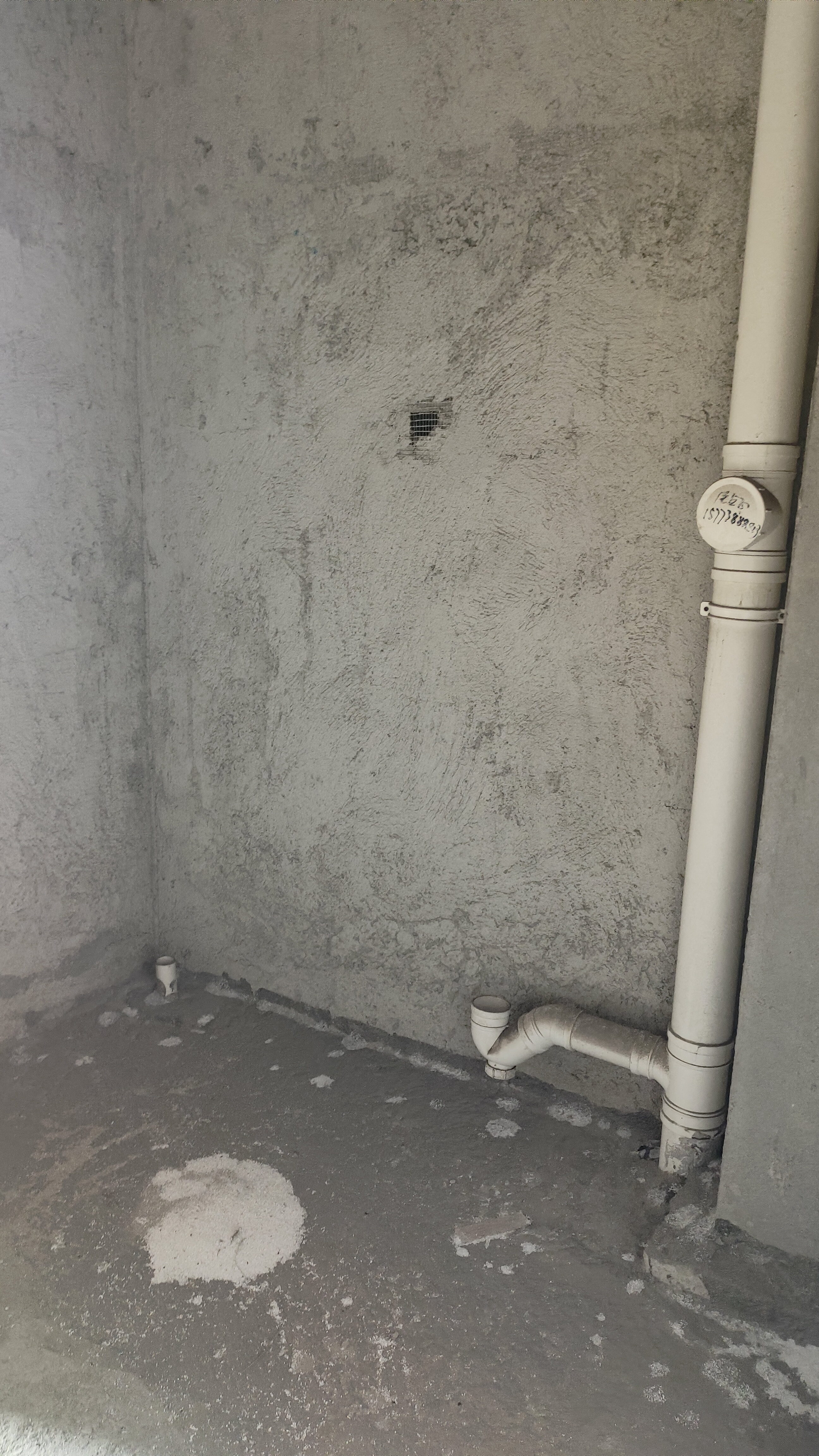 千里红小区(京明时代广场)  1室0厅1卫    20.0万 千里红小区(京明时代广场)  1室0厅1卫    20.0万客厅