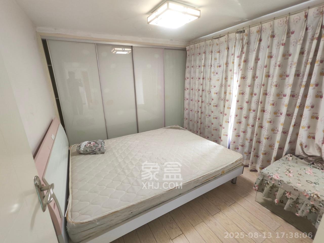 他城(天鸿时代公寓) 3室1厅1卫 2000.0元/月 他城(天鸿时代公寓) 3室1厅1卫 2000.0元/月室内图