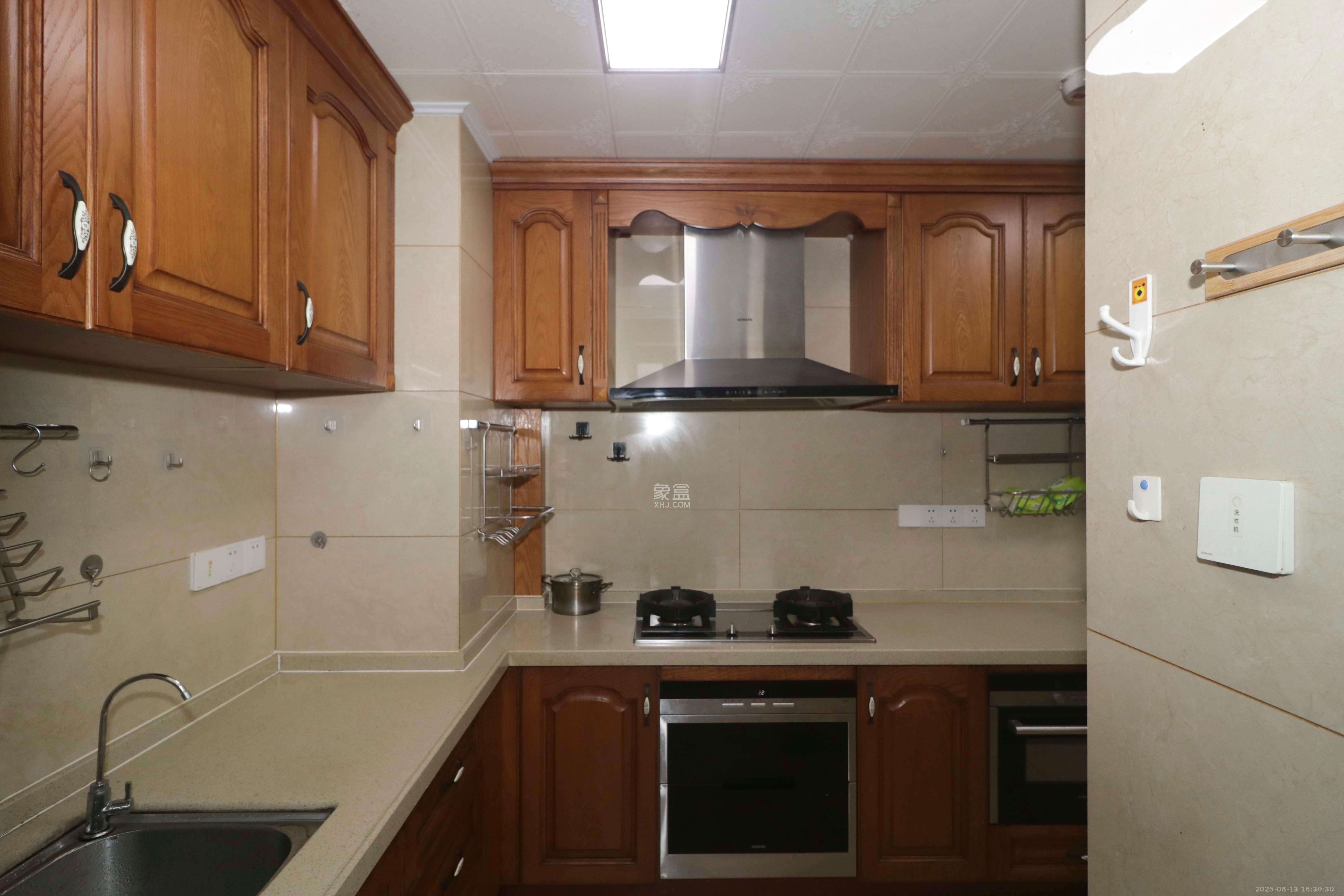 金茂梅溪湖 4室2厅2卫 3900.0元/月 金茂梅溪湖 4室2厅2卫 3900.0元/月室内图