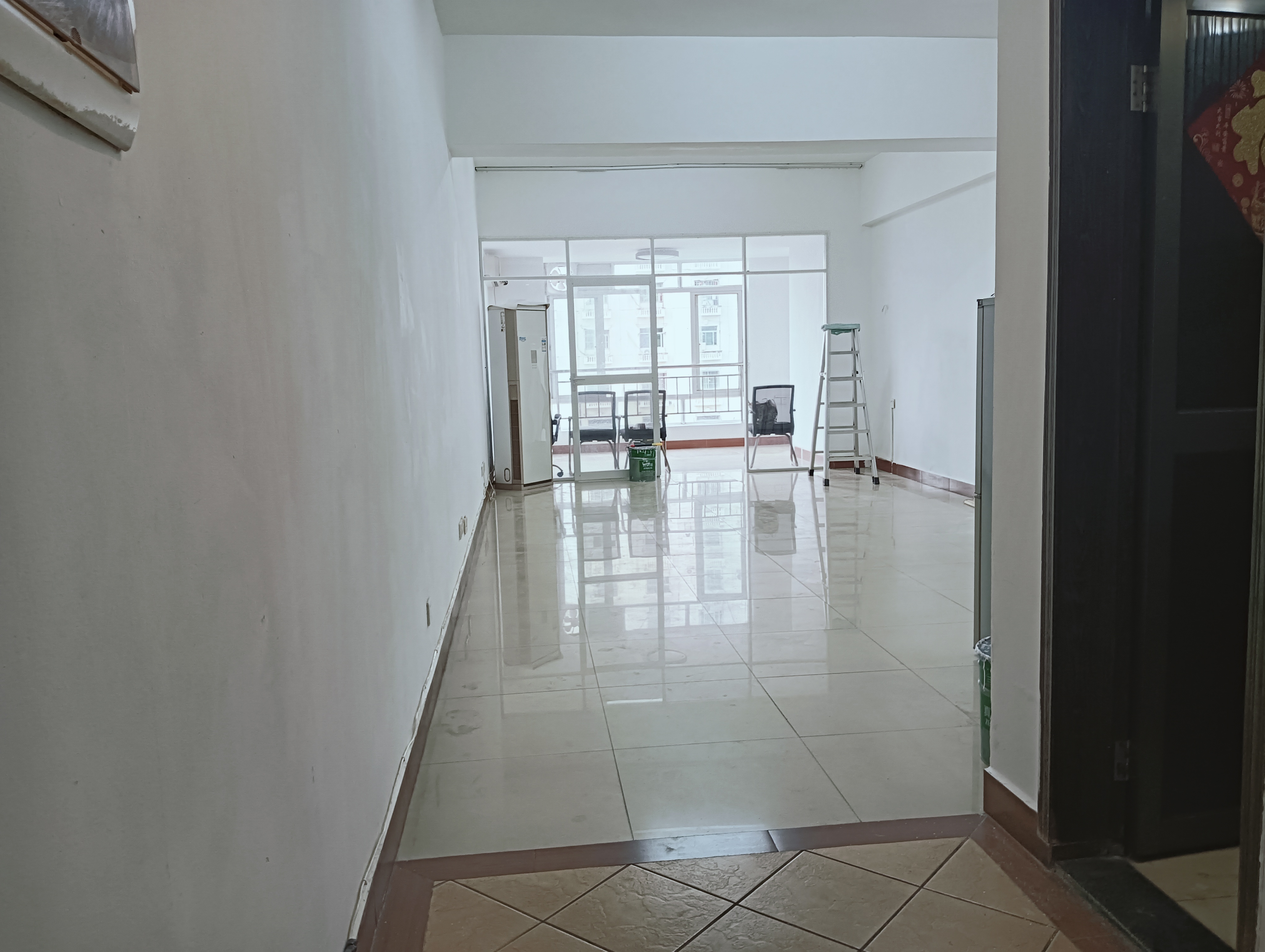 世纪生活港 1室0厅0卫 1800.0元/月 世纪生活港 1室0厅0卫 1800.0元/月室内图