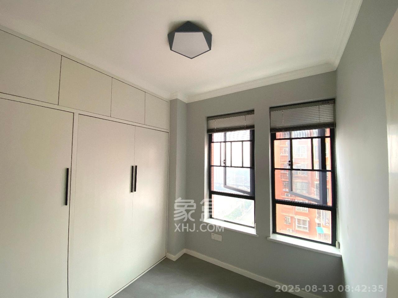 凯富南方鑫城  3室2厅1卫    2500.0元/月室内图