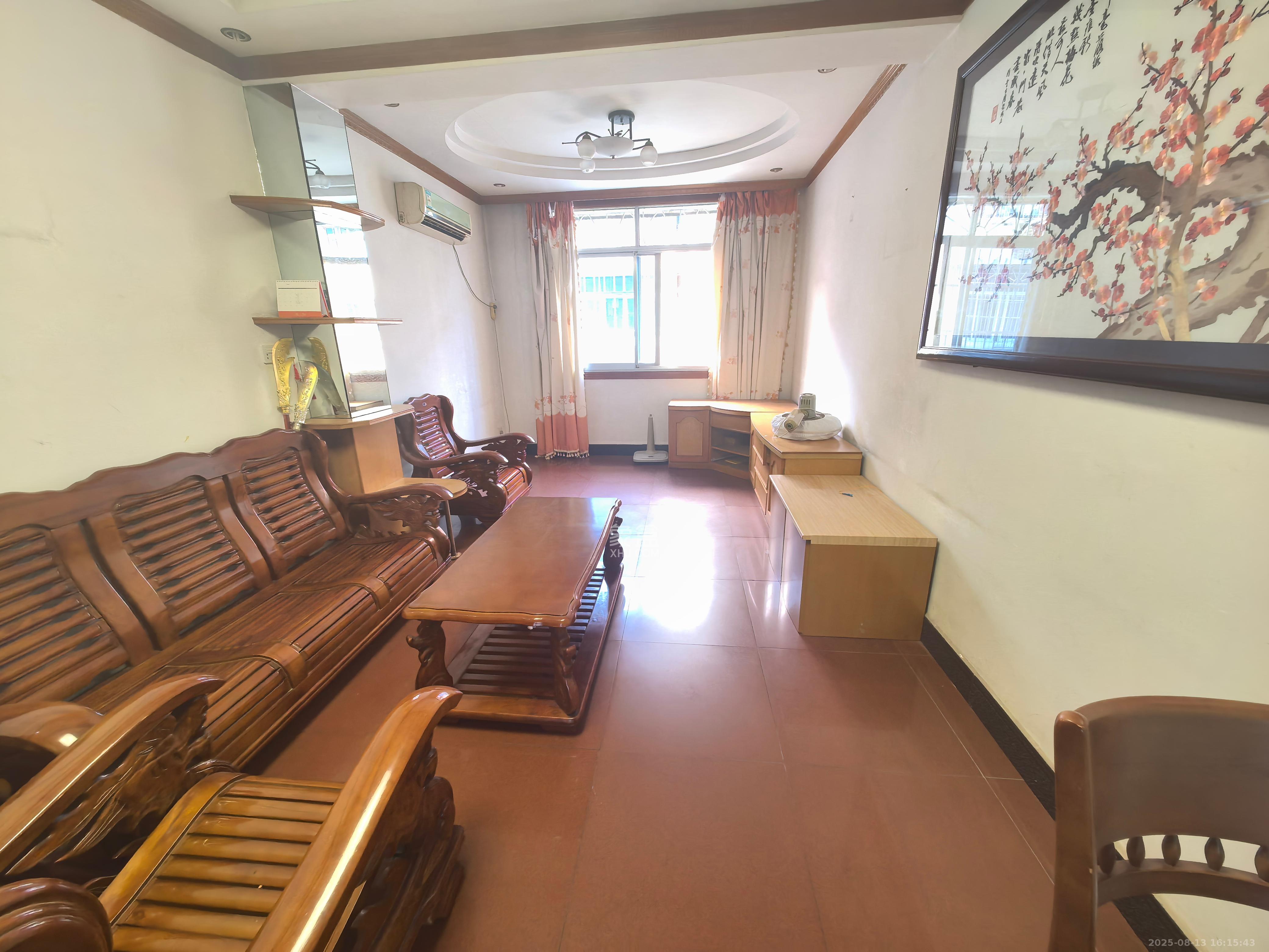 交通技校宿舍  1室1厅1卫    3000.0元/月 交通技校宿舍  1室1厅1卫    3000.0元/月室内图